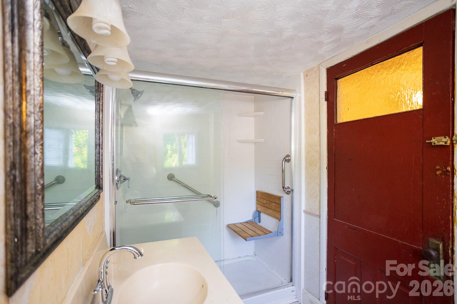 91 Clingman Avenue — Asheville