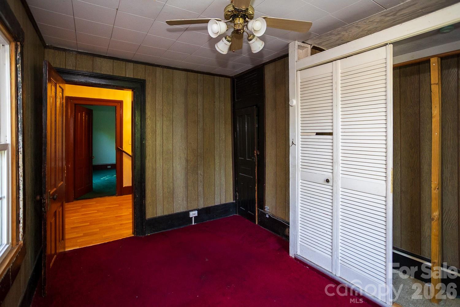 91 Clingman Avenue — Asheville