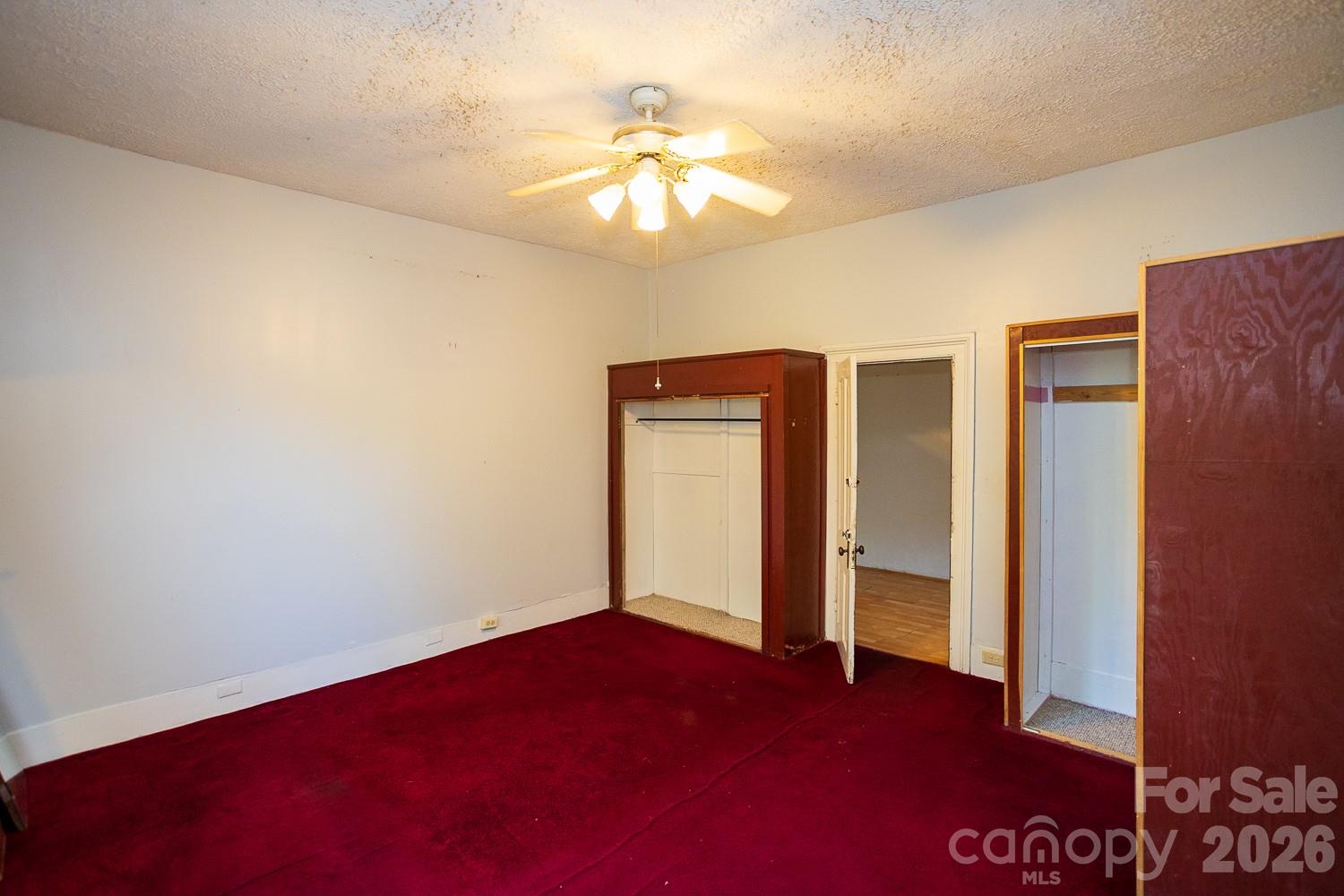 91 Clingman Avenue — Asheville
