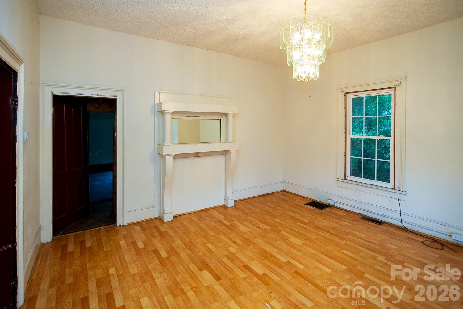 91 Clingman Avenue — Asheville