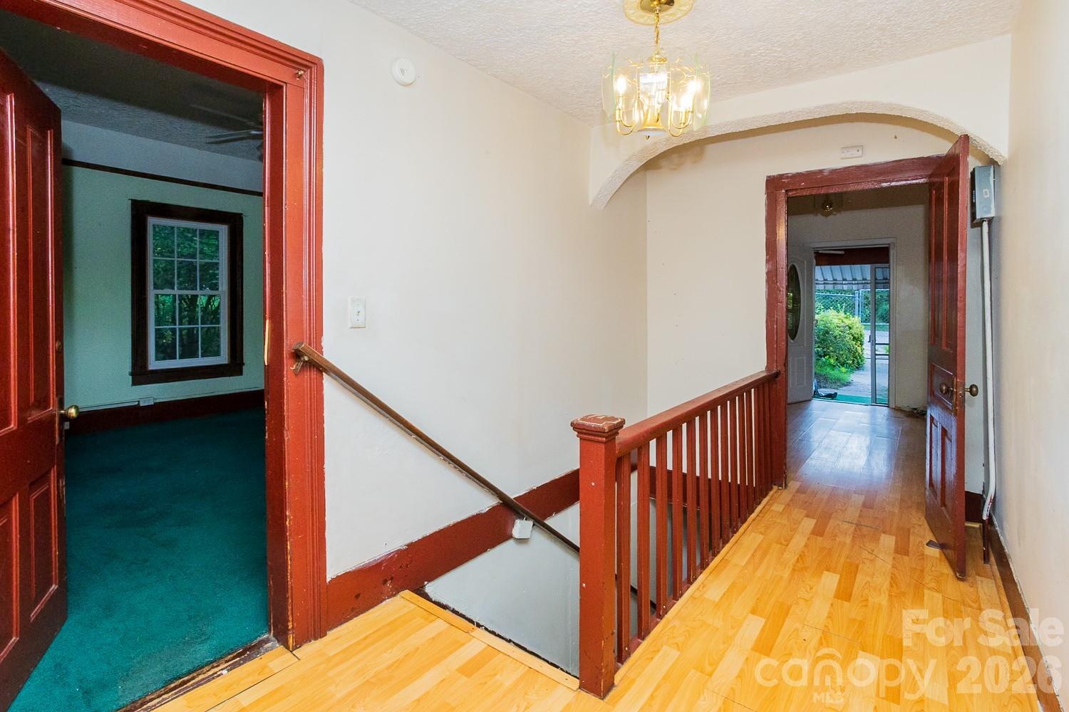 91 Clingman Avenue — Asheville
