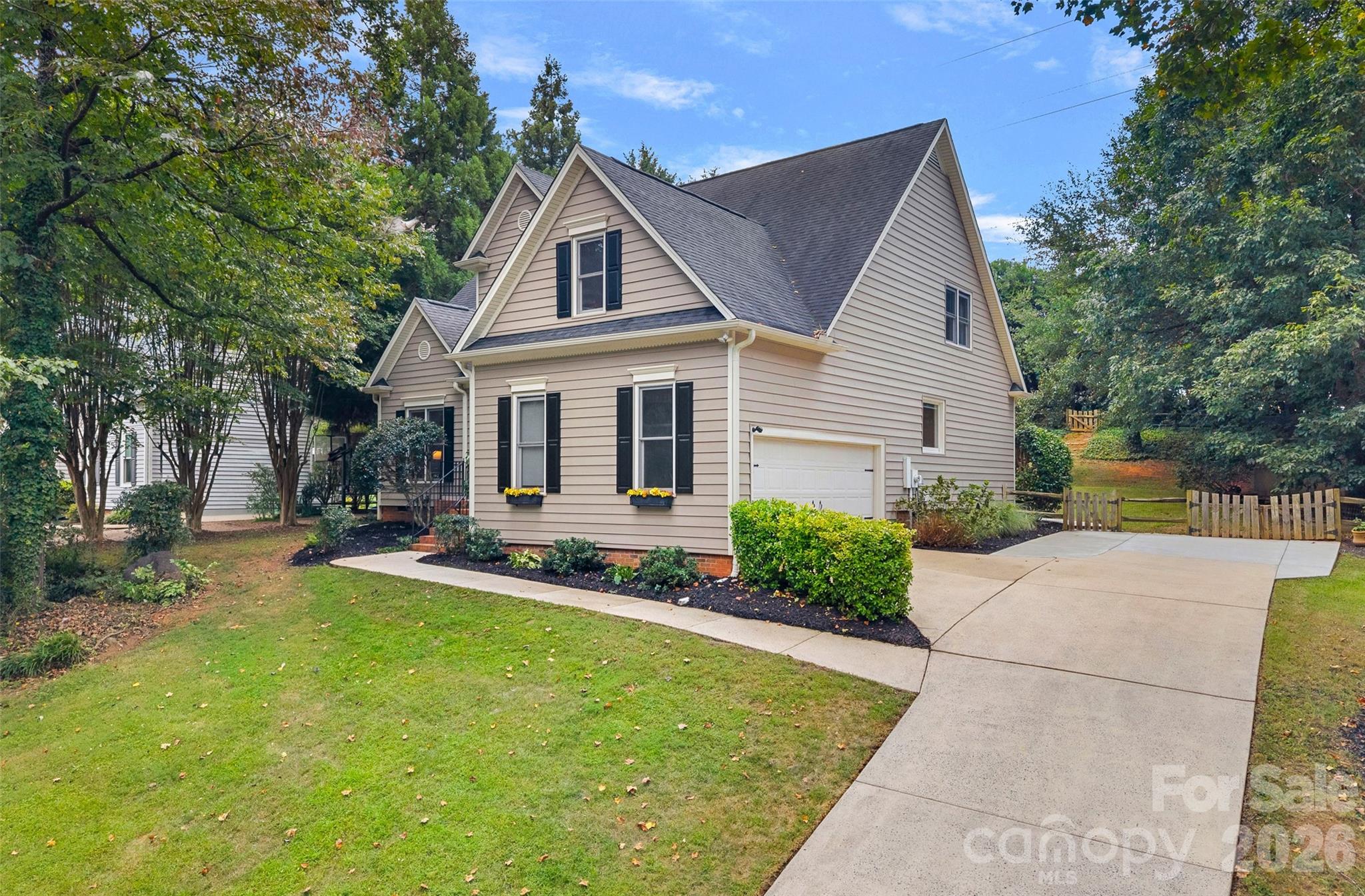 12507 Angel Oak Drive — Huntersville