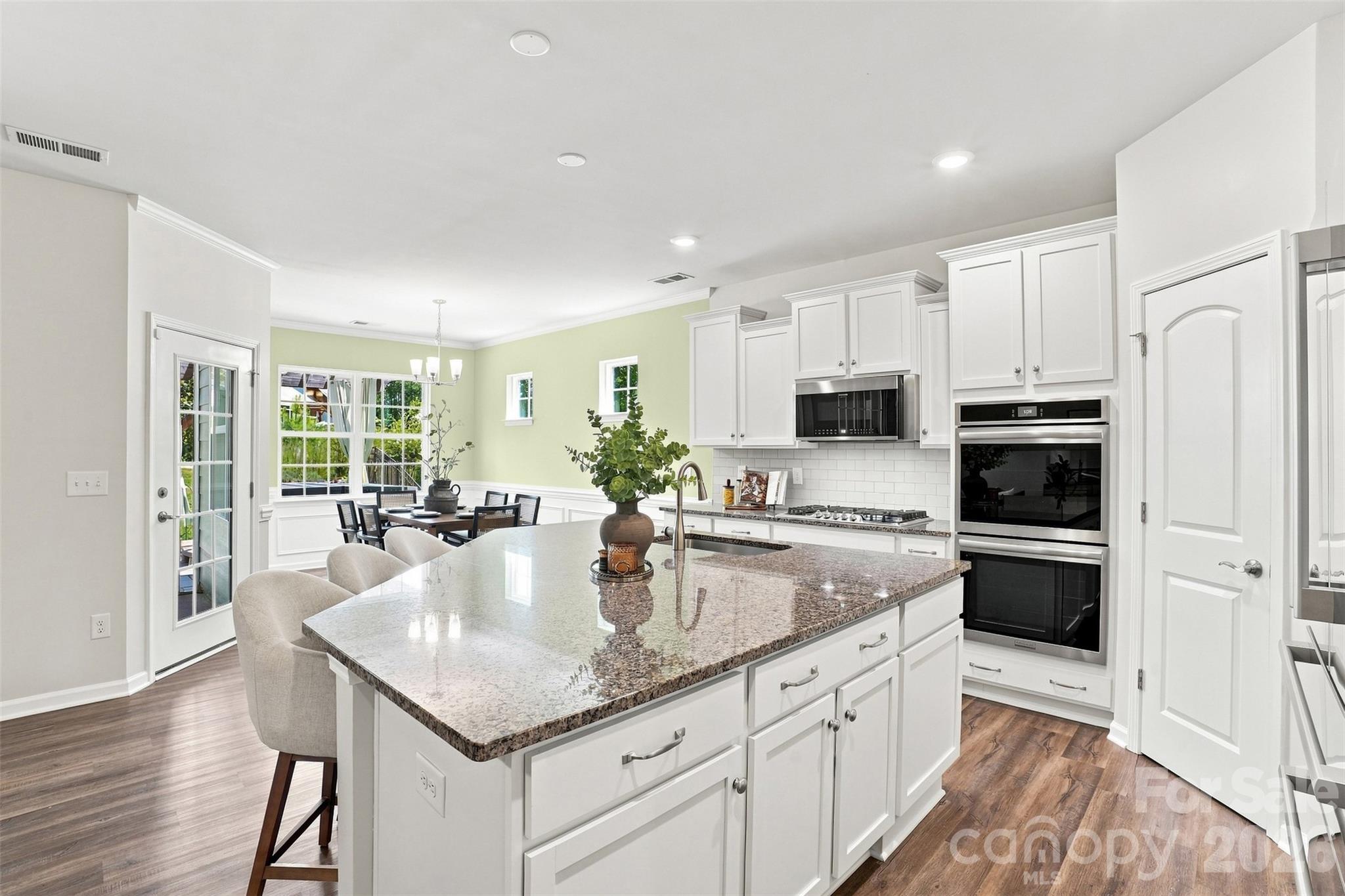 3065 Rosseau Lane — Mount Holly