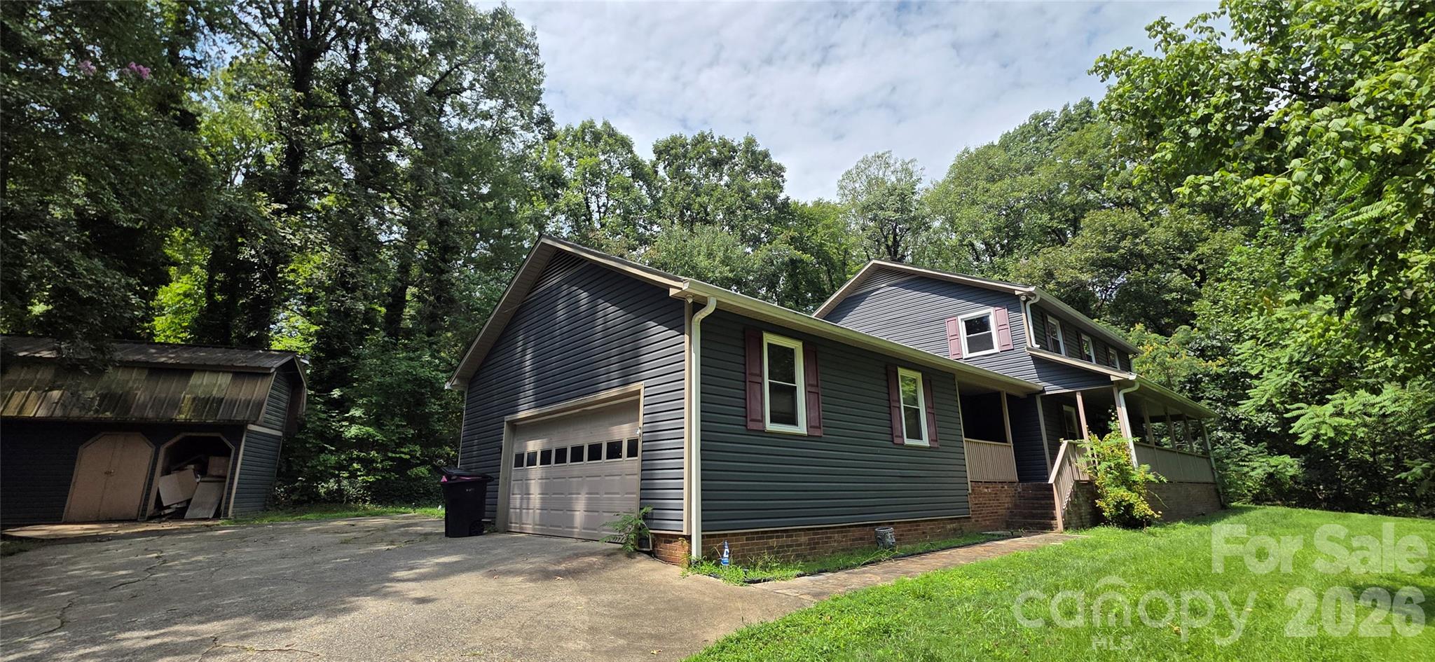 8979 Twin Lake Drive — Kernersville