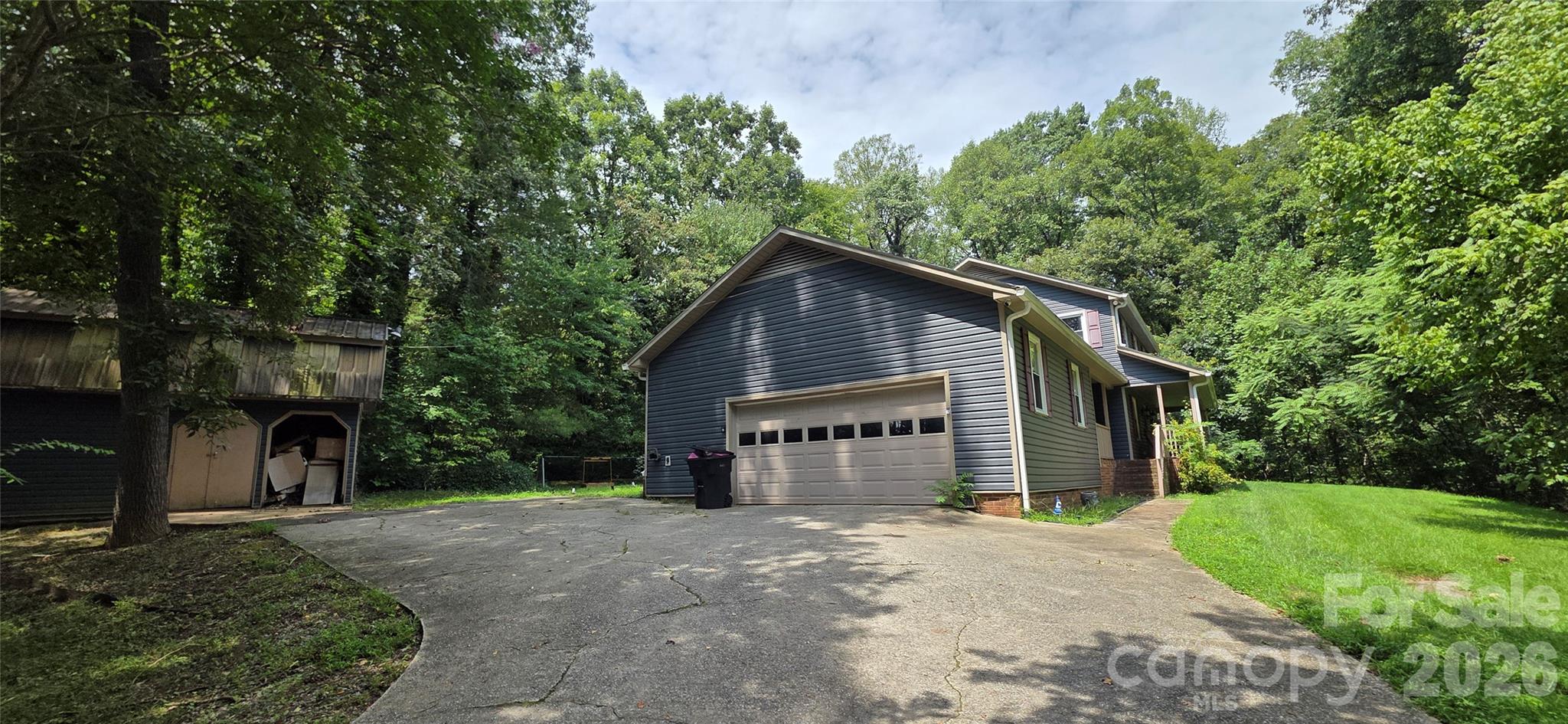 8979 Twin Lake Drive — Kernersville