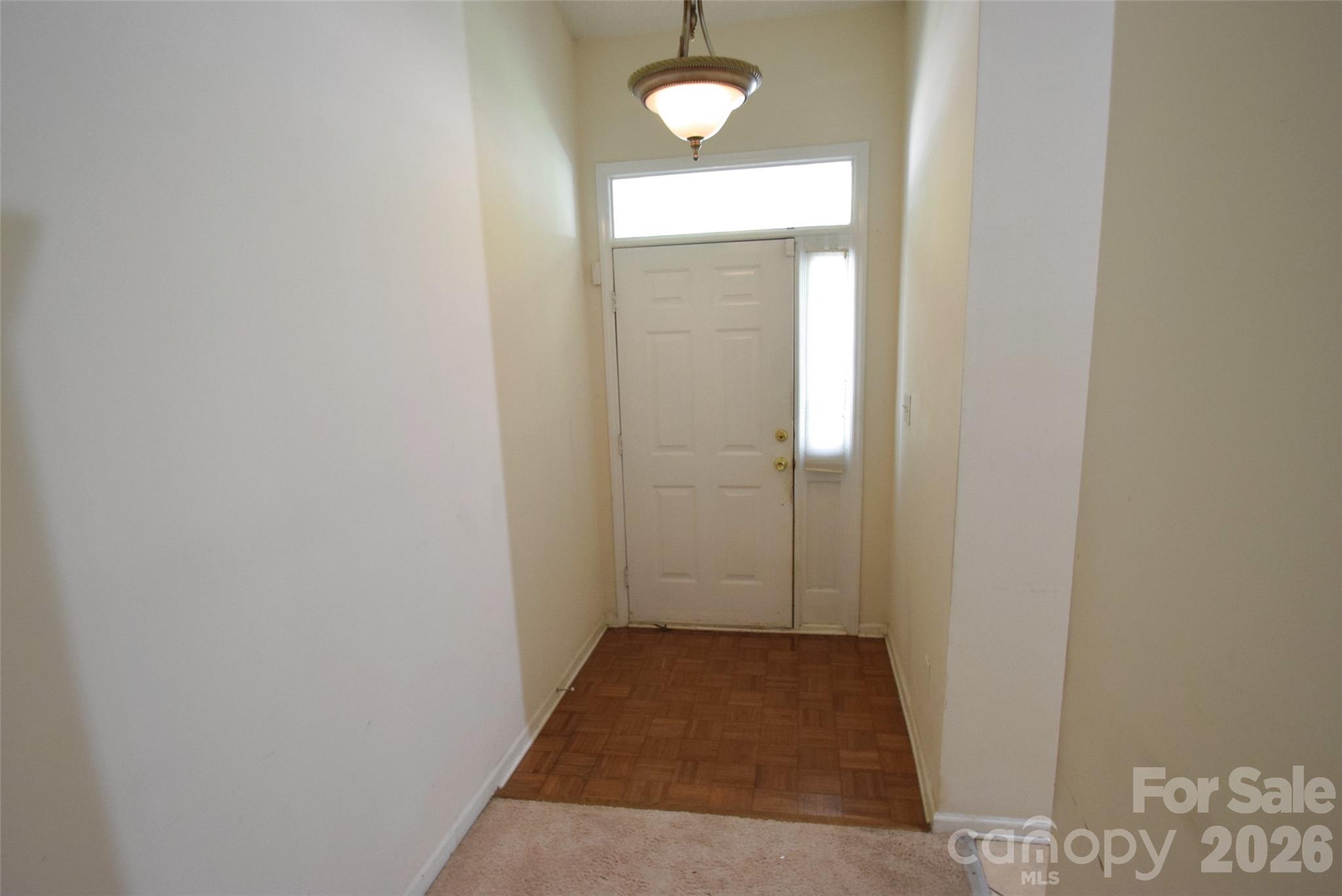 730 Oakbluff Circle — Charlotte