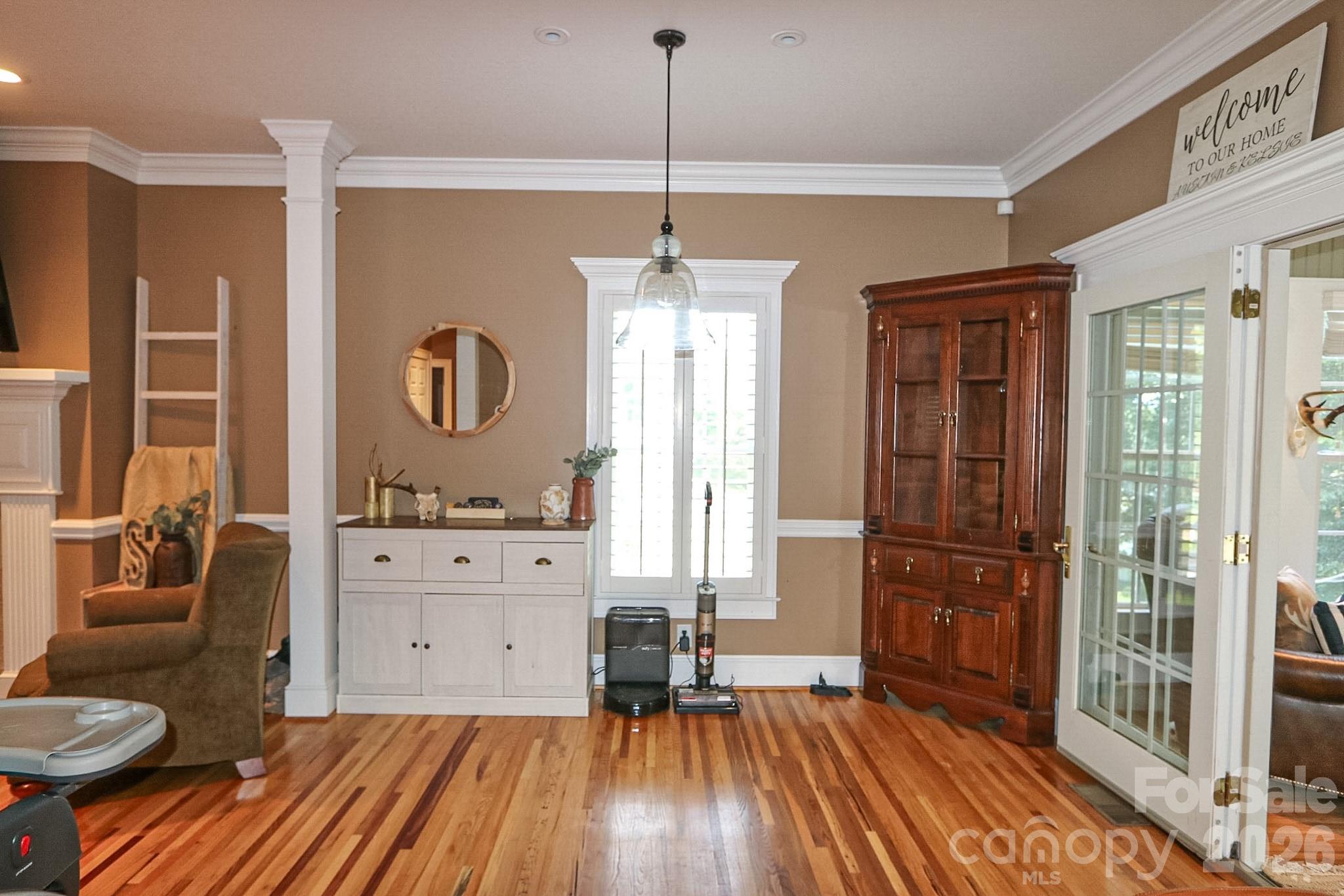208 Triplett Street — Jonesville