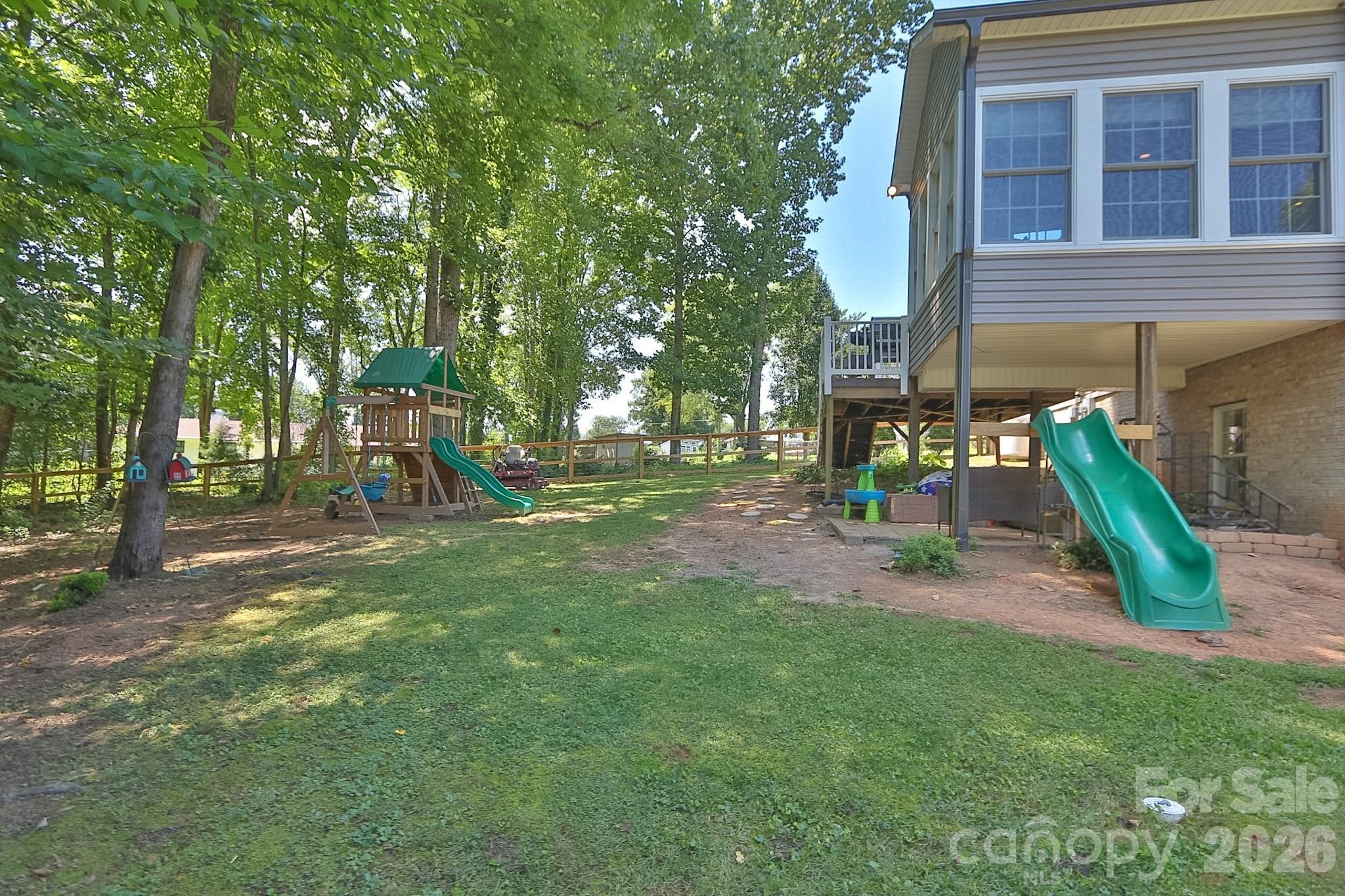 208 Triplett Street — Jonesville