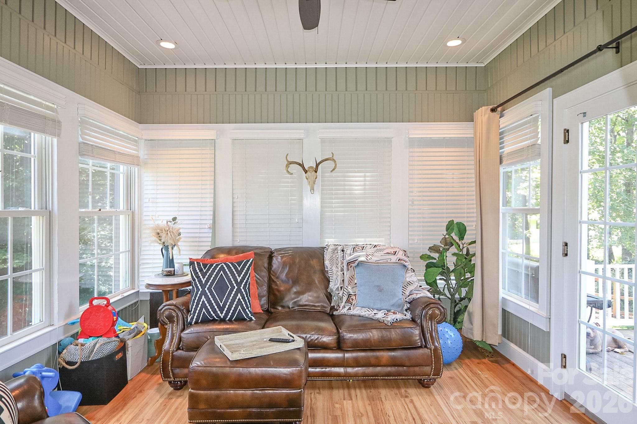 208 Triplett Street — Jonesville