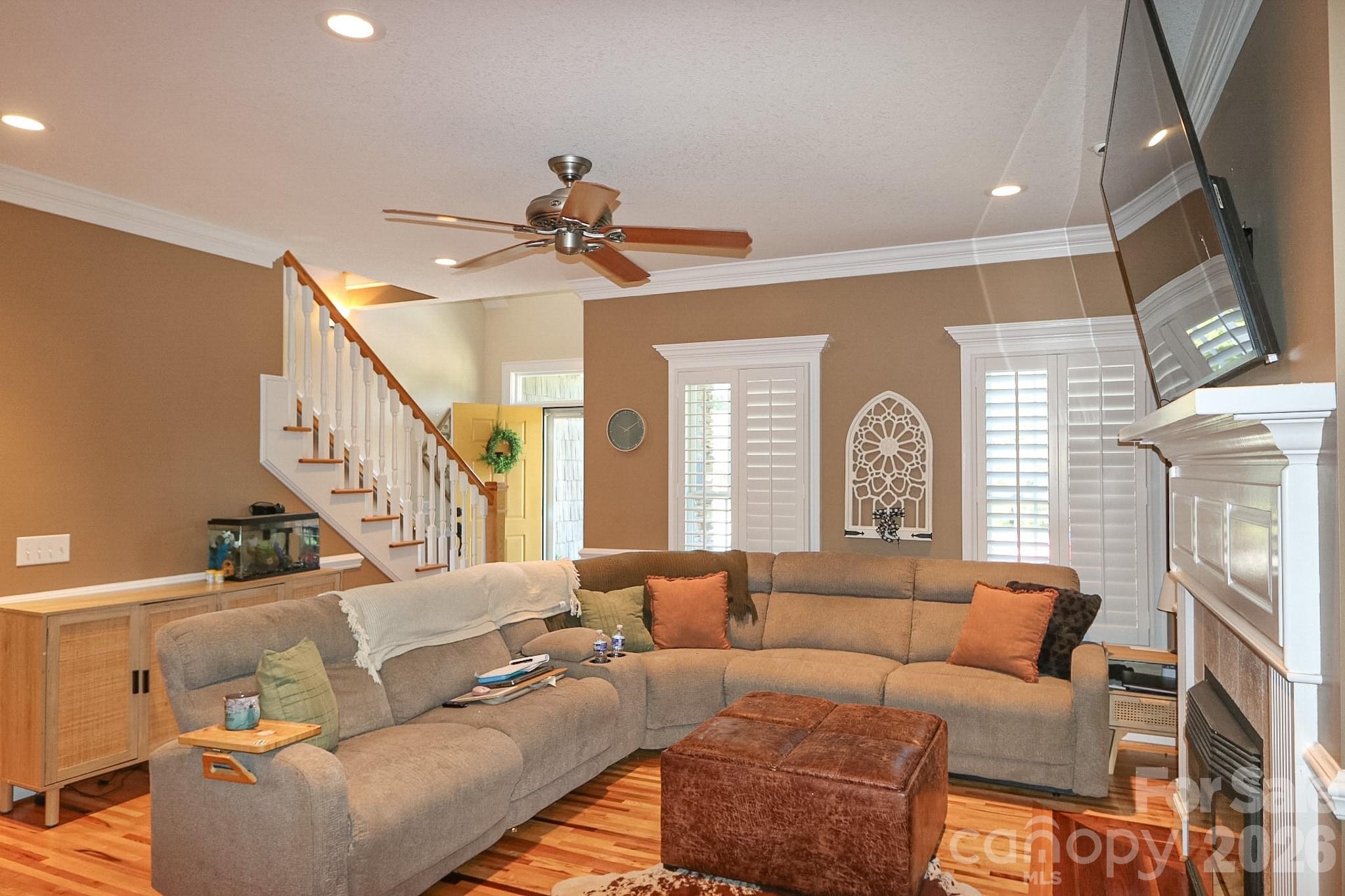 208 Triplett Street — Jonesville