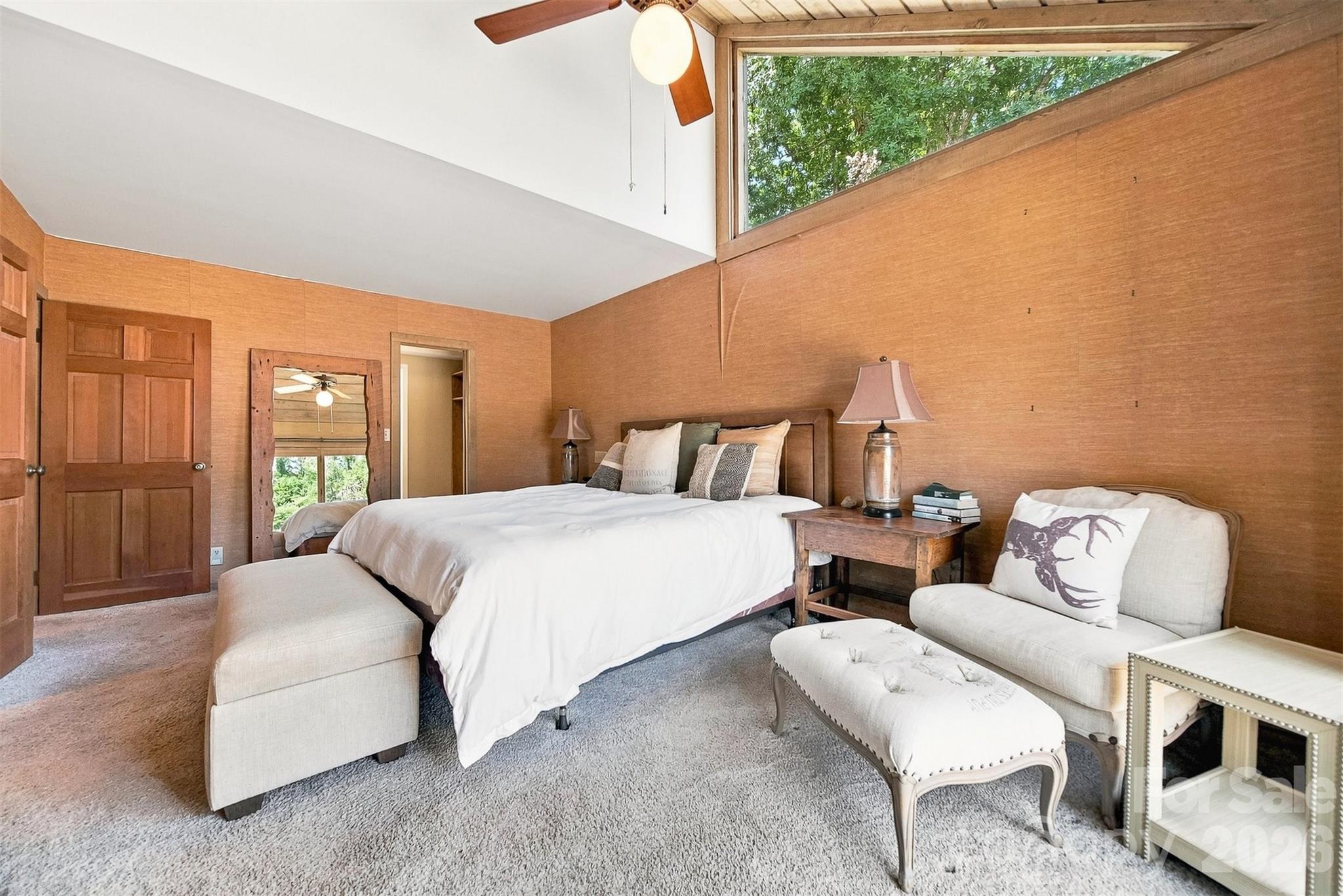 6580 Central Drive — Conover