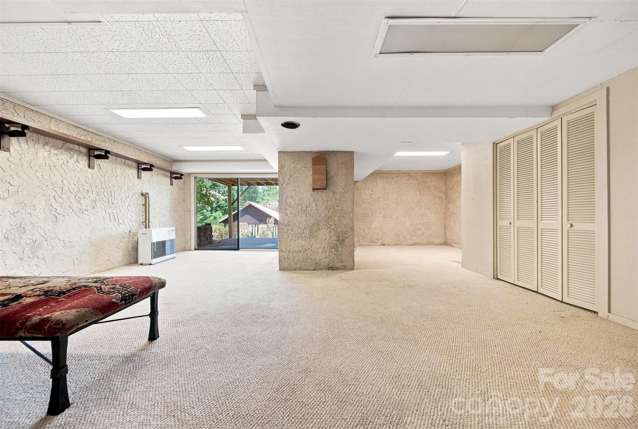 6580 Central Drive — Conover