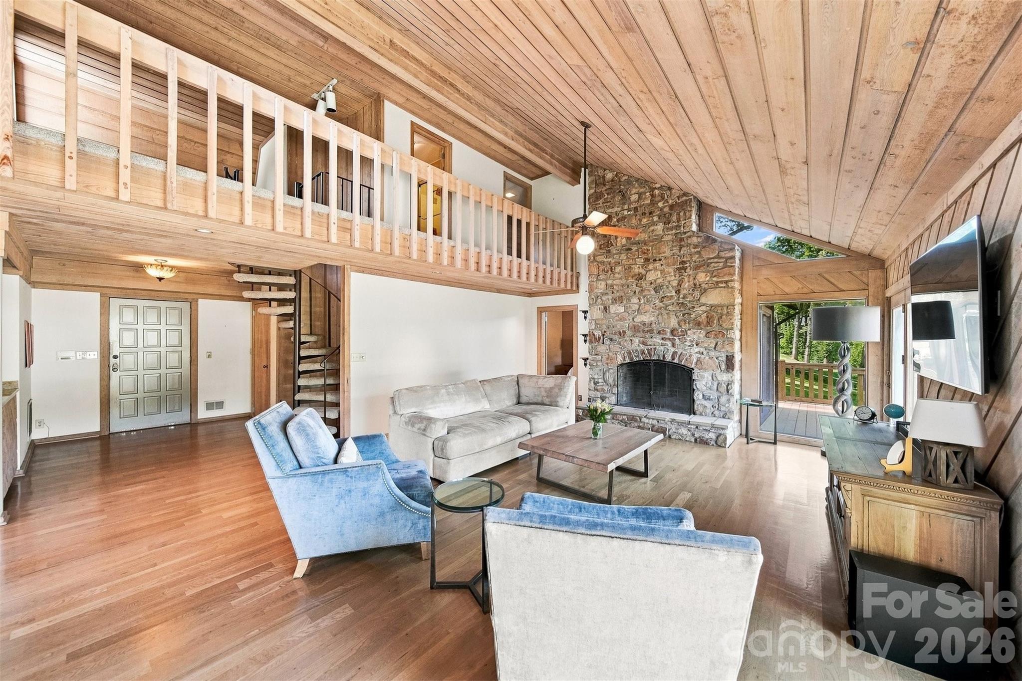 6580 Central Drive — Conover