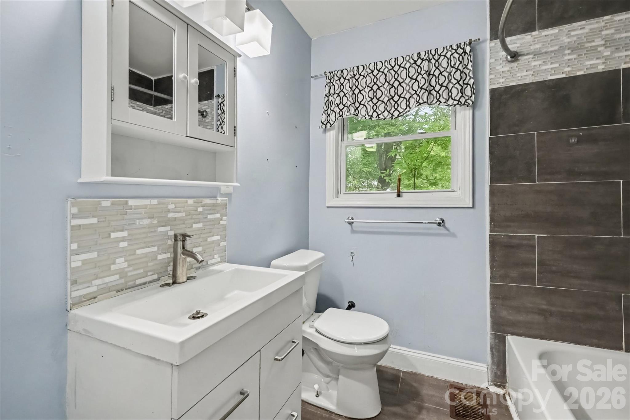 802 Stowe Drive — Lowell