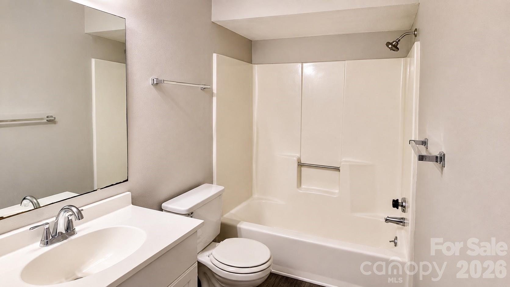 8024 Tremaine Court — Charlotte