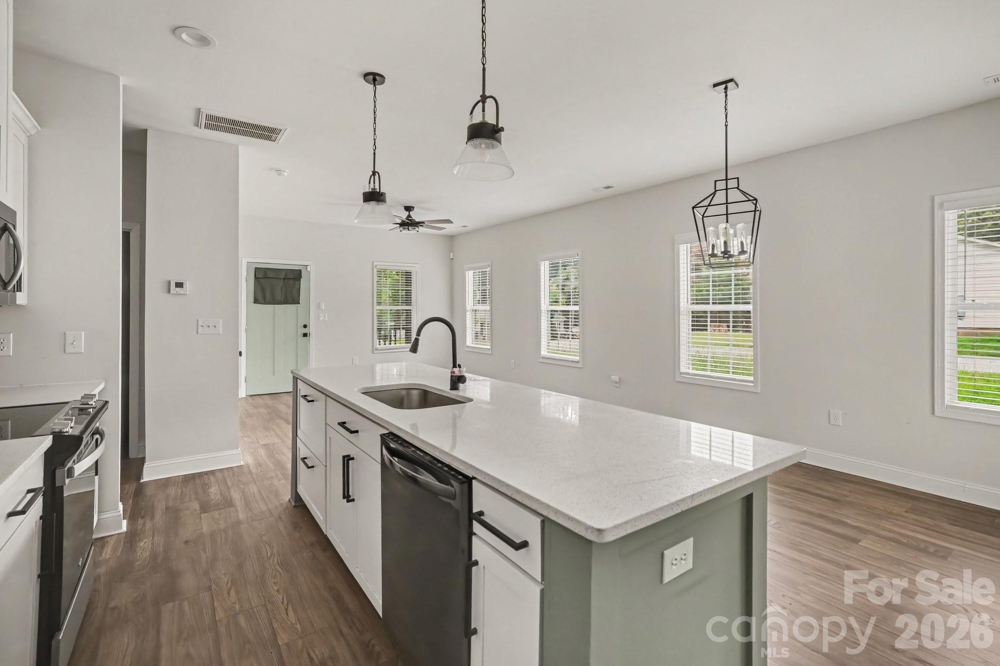 1402 Essex Avenue — Gastonia