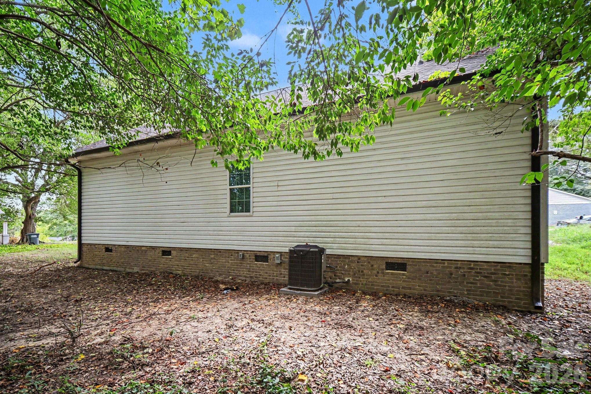 1402 Essex Avenue — Gastonia