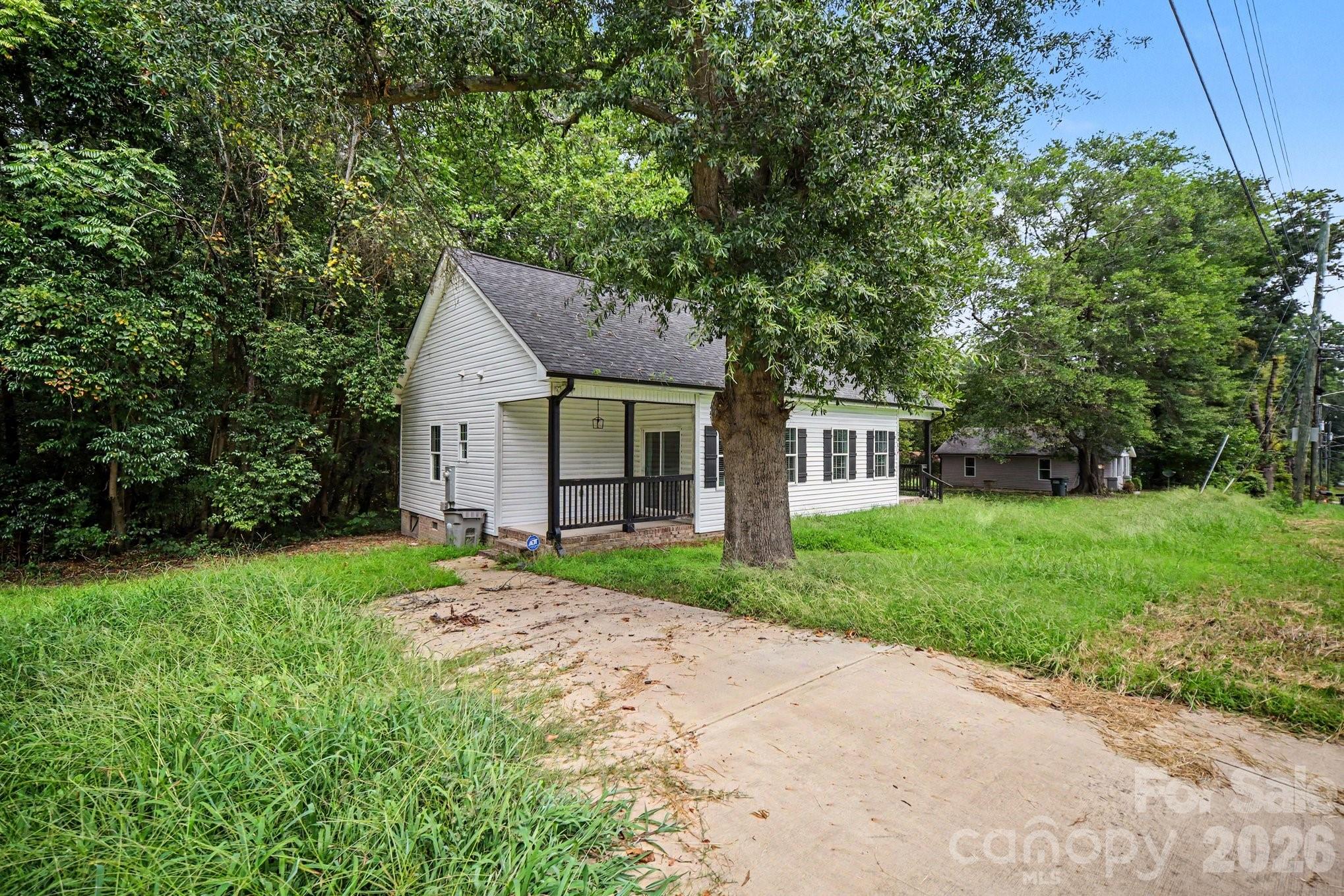 1402 Essex Avenue — Gastonia