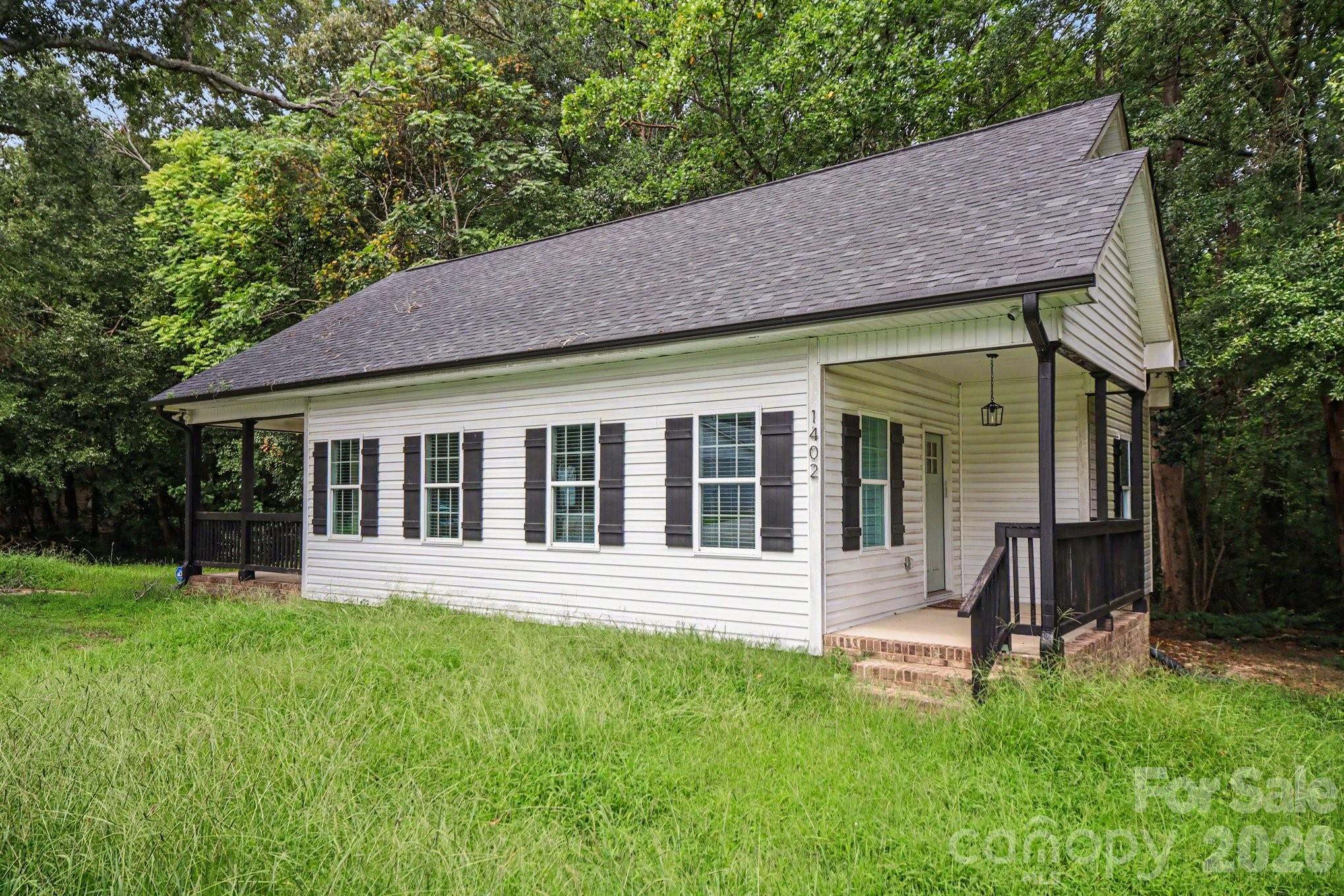 1402 Essex Avenue — Gastonia