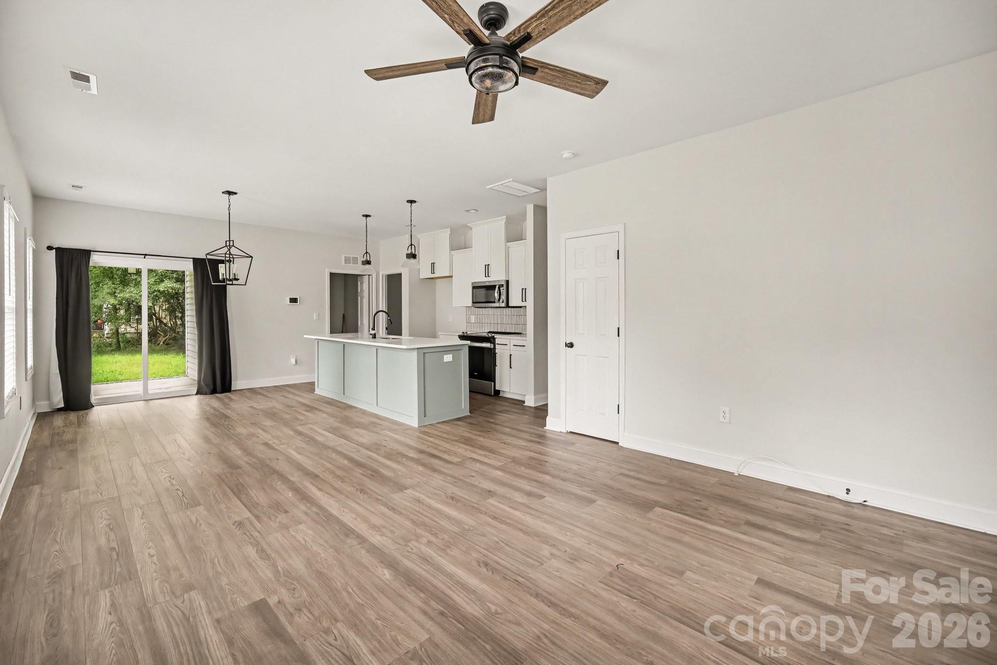1402 Essex Avenue — Gastonia