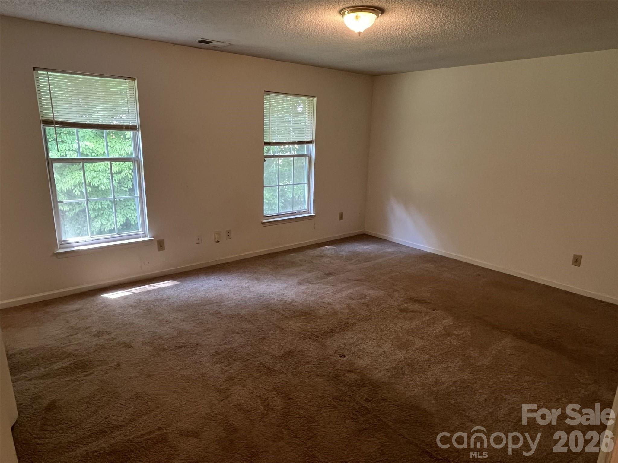 5326 Groveton Court — Charlotte