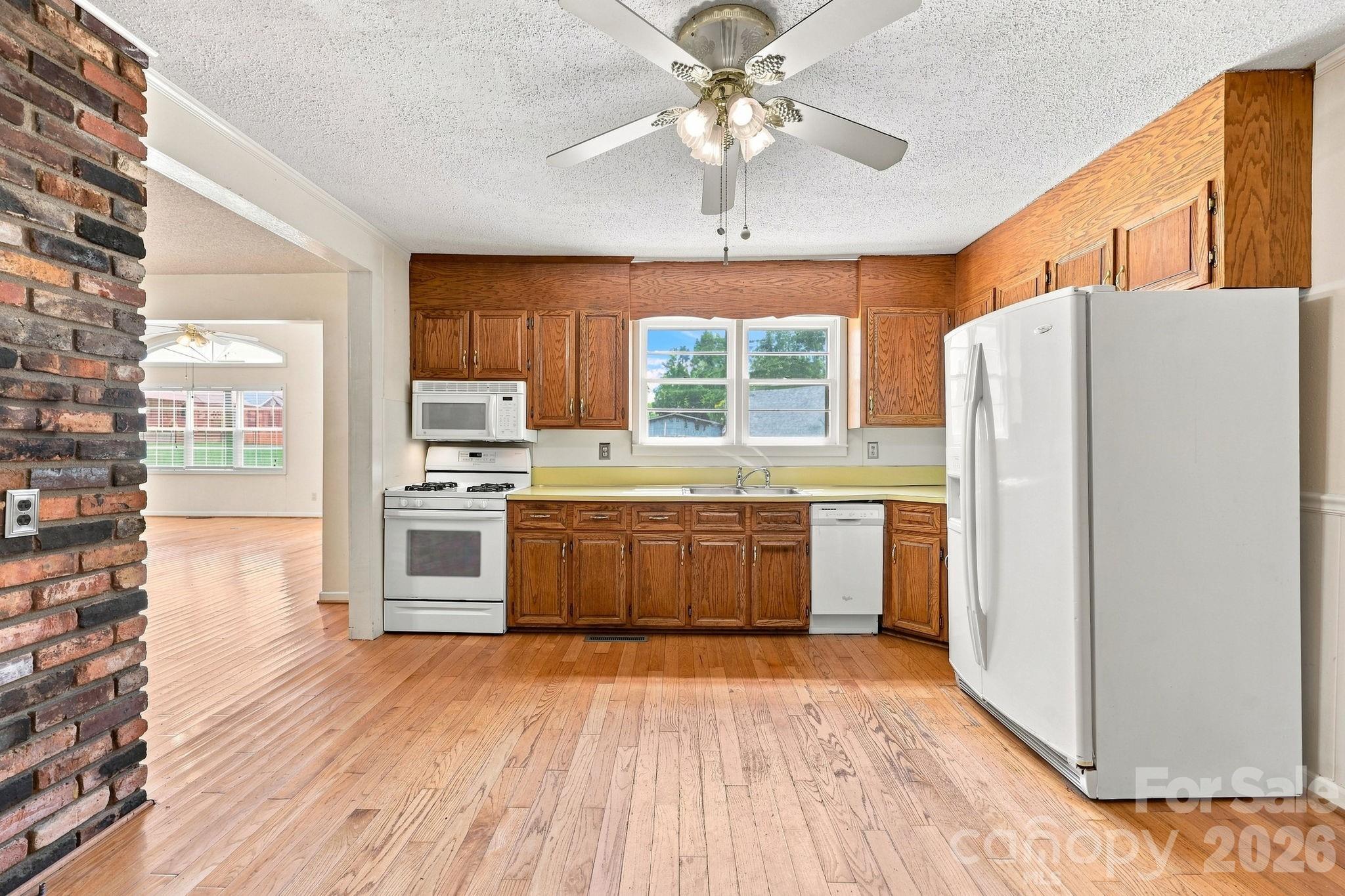 2565 Weaver Road — China Grove