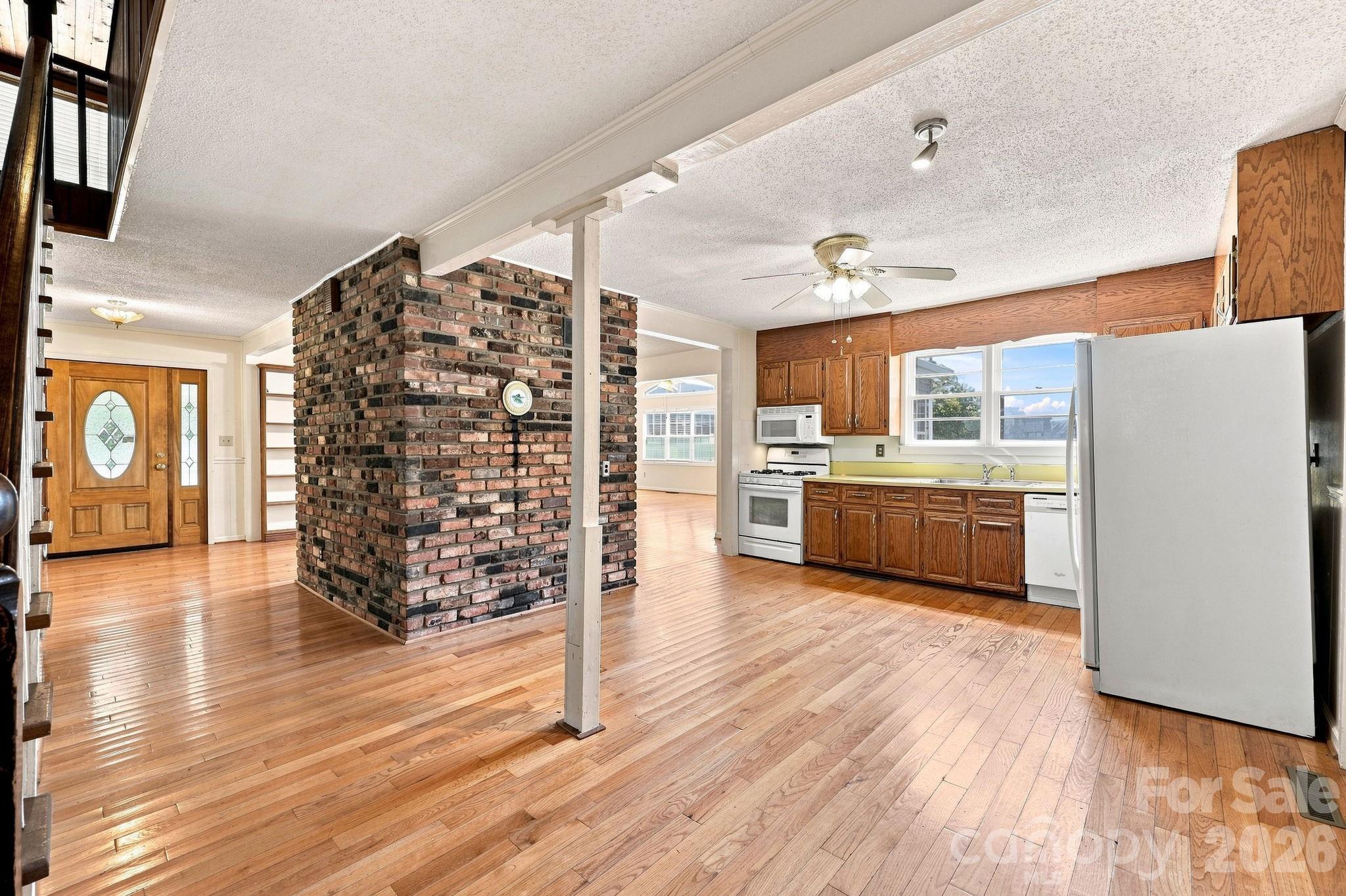 2565 Weaver Road — China Grove