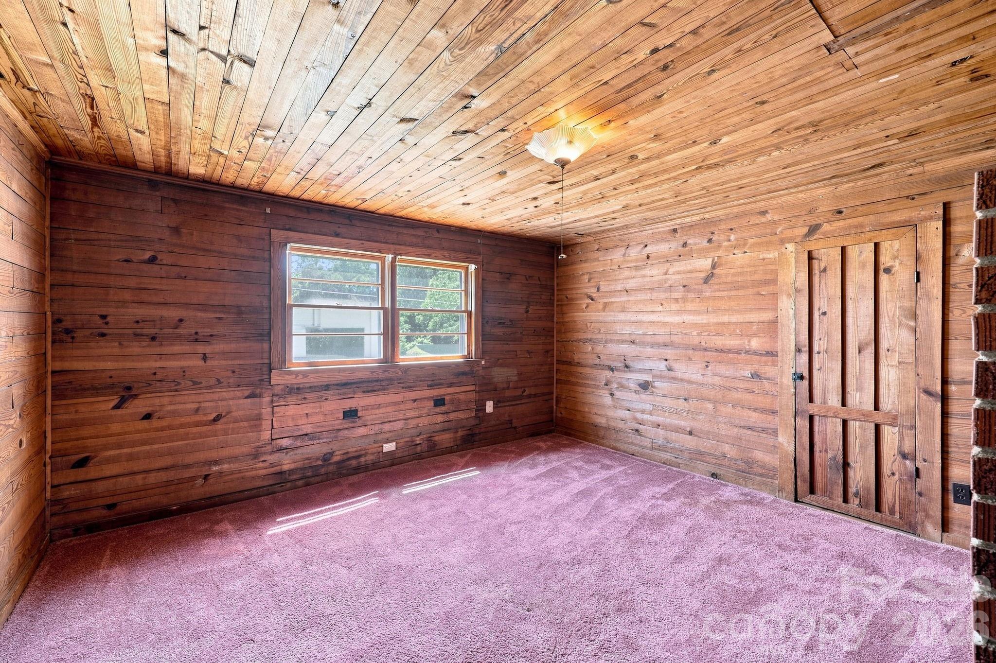 2565 Weaver Road — China Grove