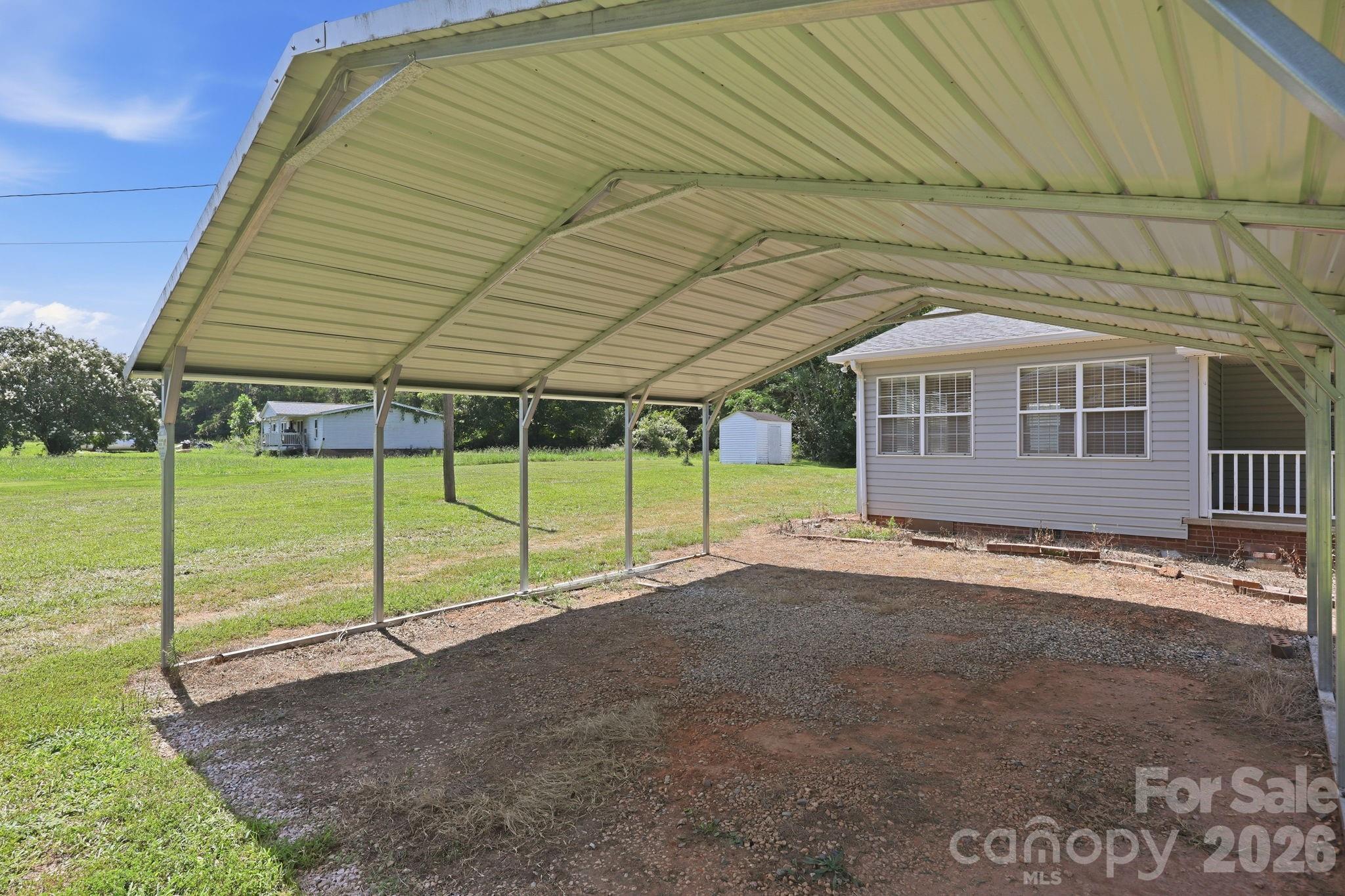 2565 Weaver Road — China Grove