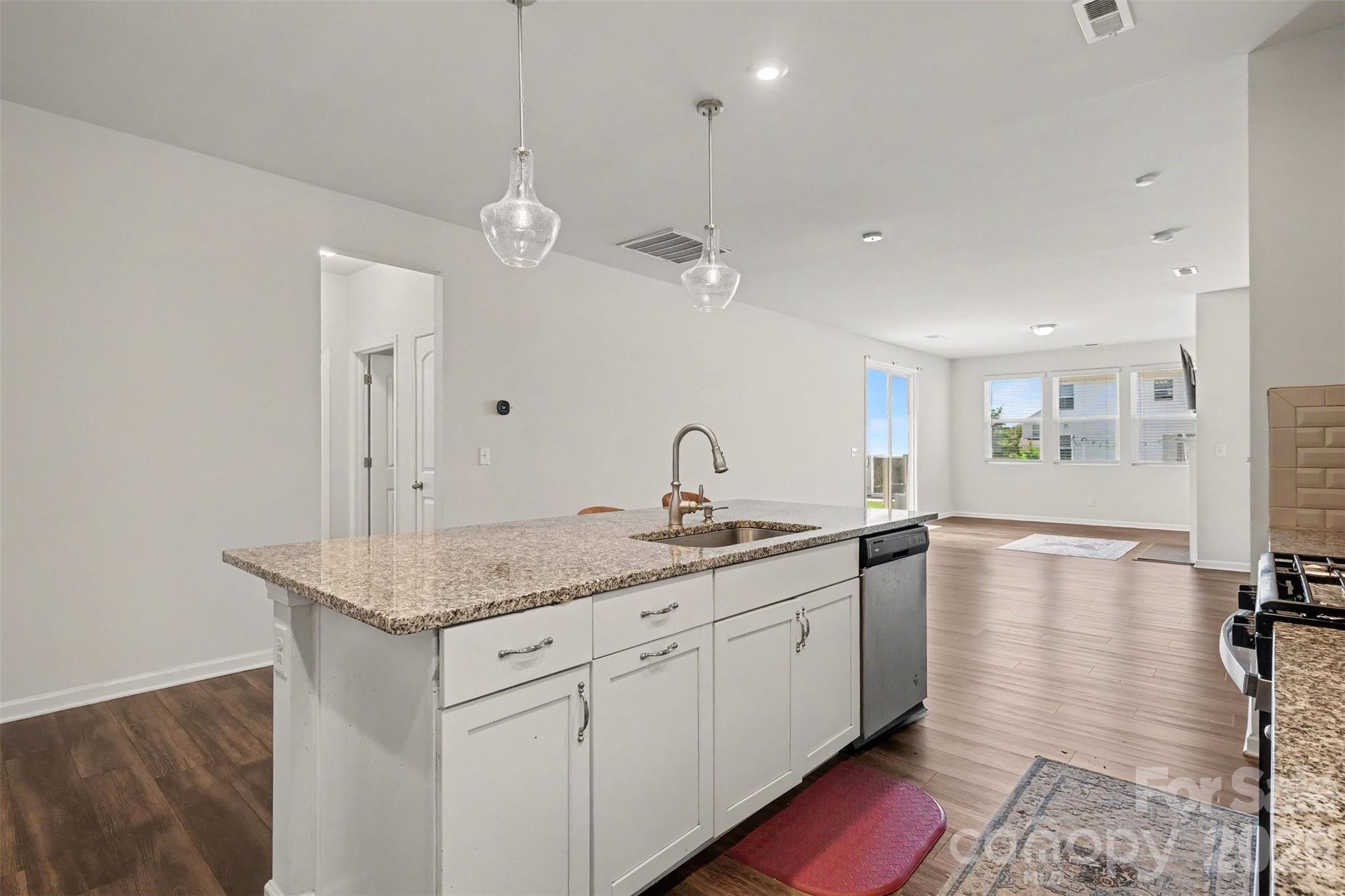 6536 Georgia Oak Road — Charlotte
