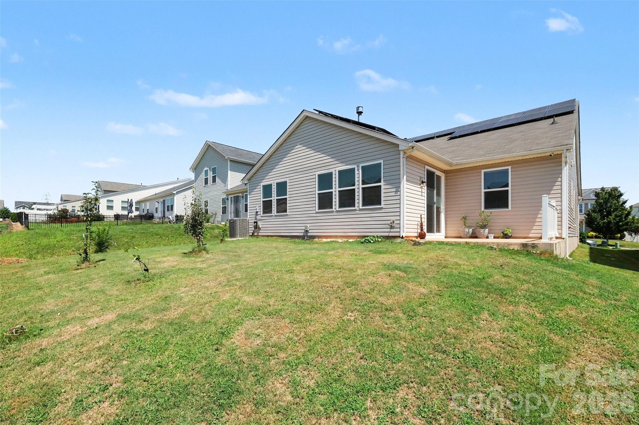 6536 Georgia Oak Road — Charlotte