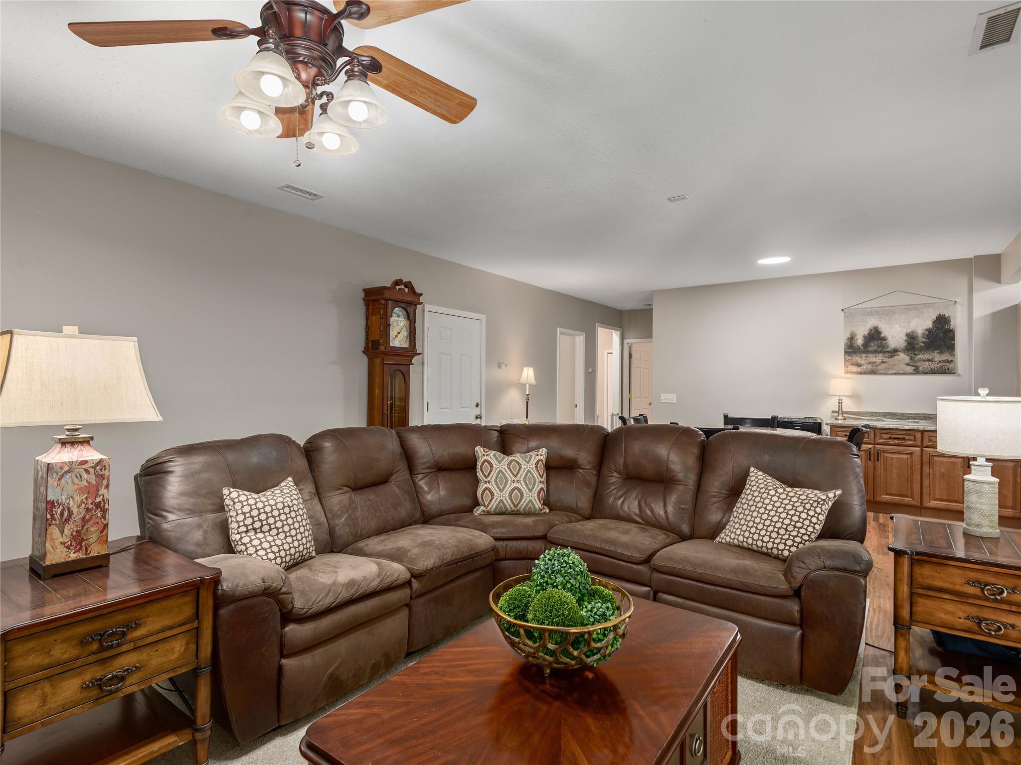 314 Summerset Drive — Clyde