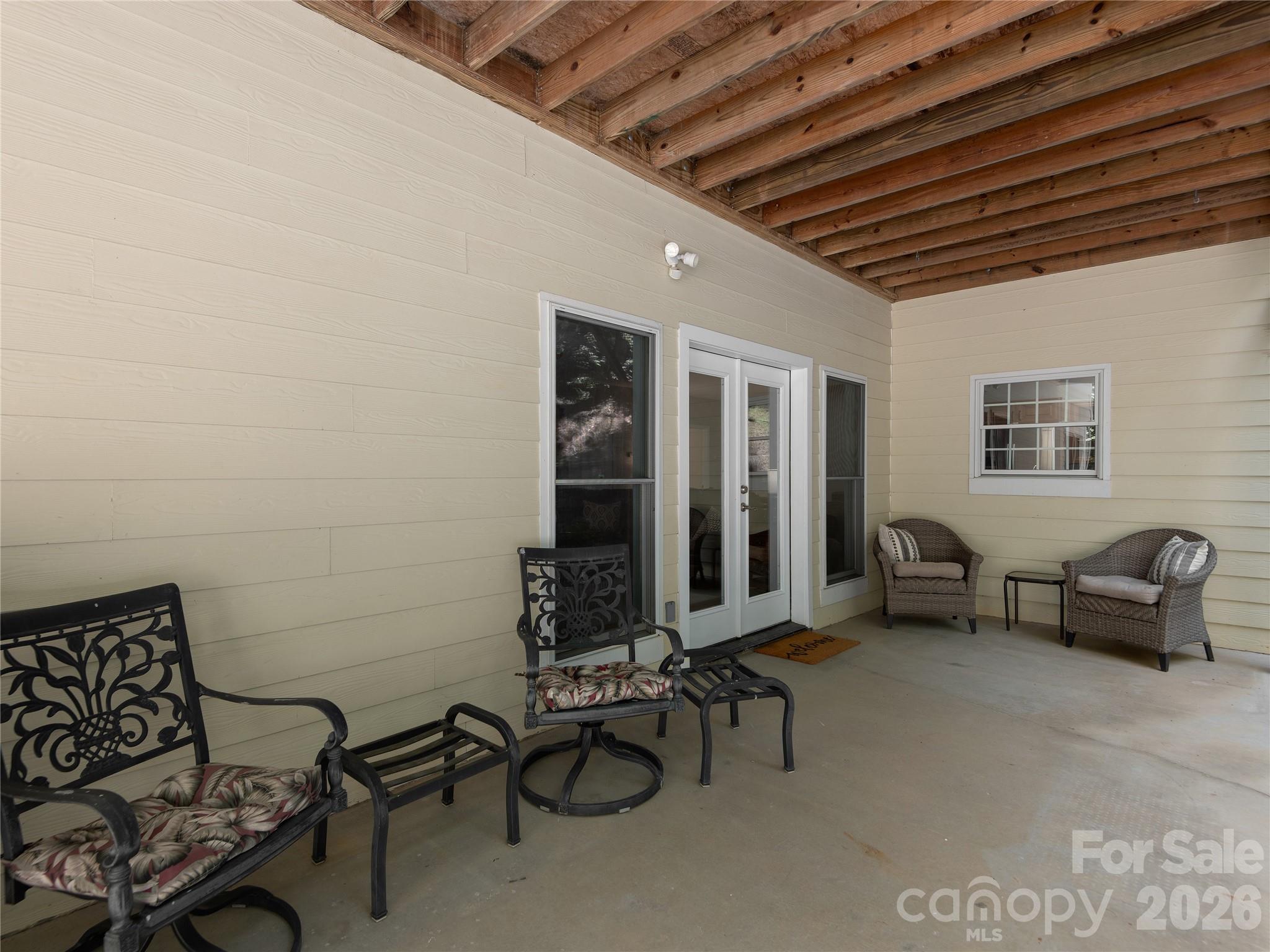 314 Summerset Drive — Clyde