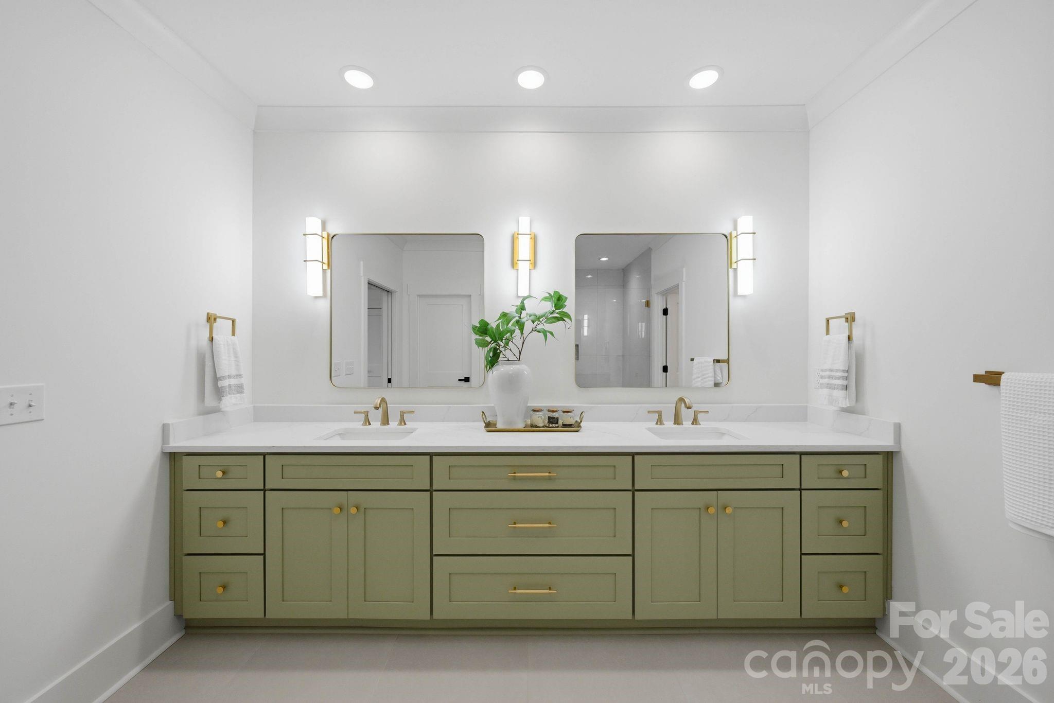 4538 Craig Avenue — Charlotte