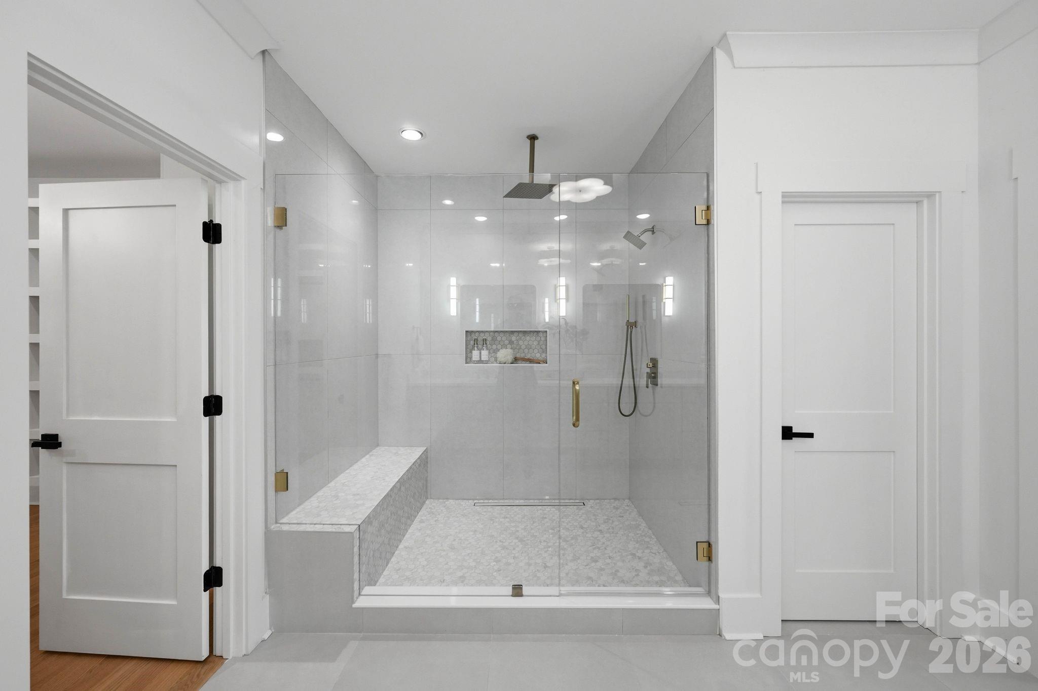 4538 Craig Avenue — Charlotte