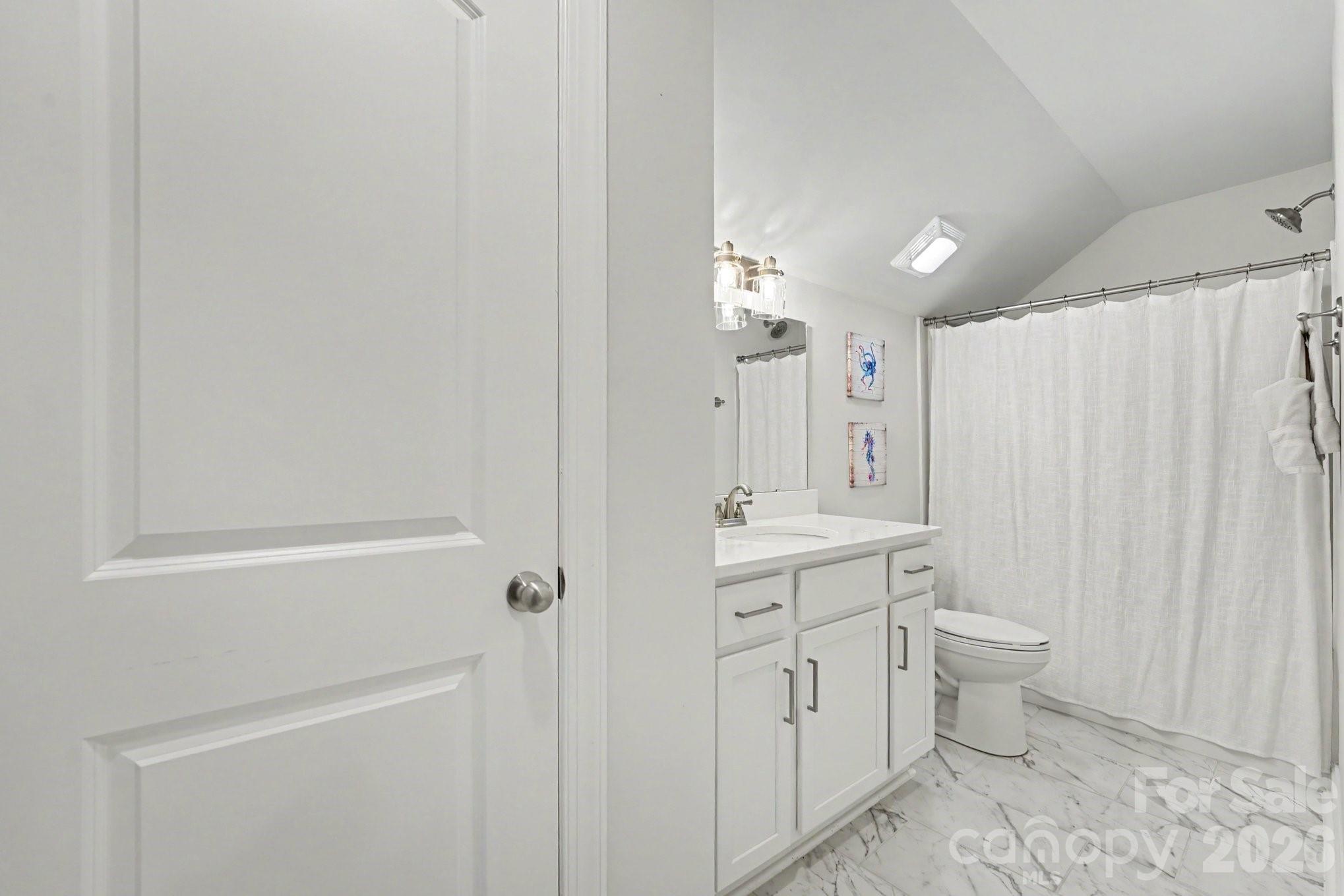 6858 Hunts Mesa Drive — Fort Mill
