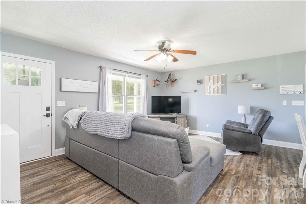 241 Joe Road — Mocksville