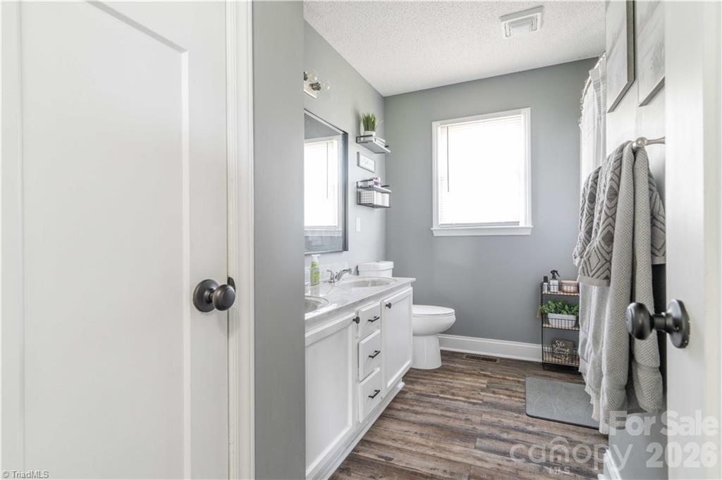 241 Joe Road — Mocksville