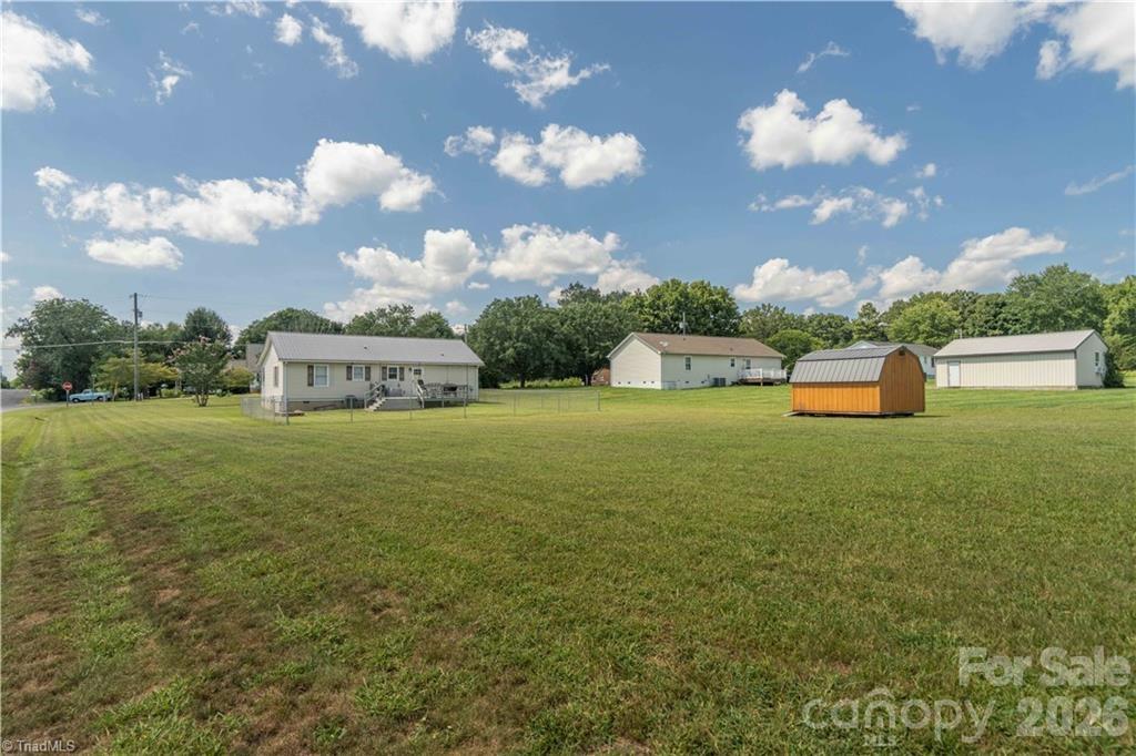 241 Joe Road — Mocksville