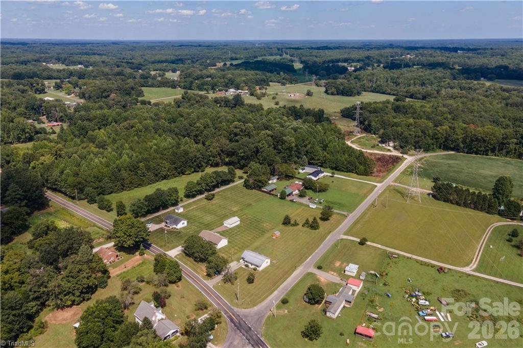 241 Joe Road — Mocksville