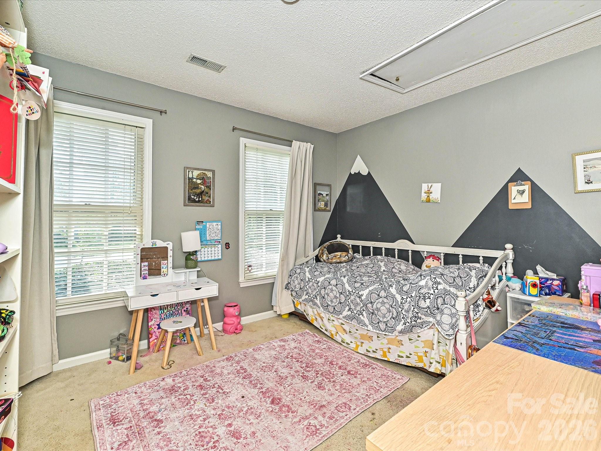 7813 Bridle Court — Charlotte