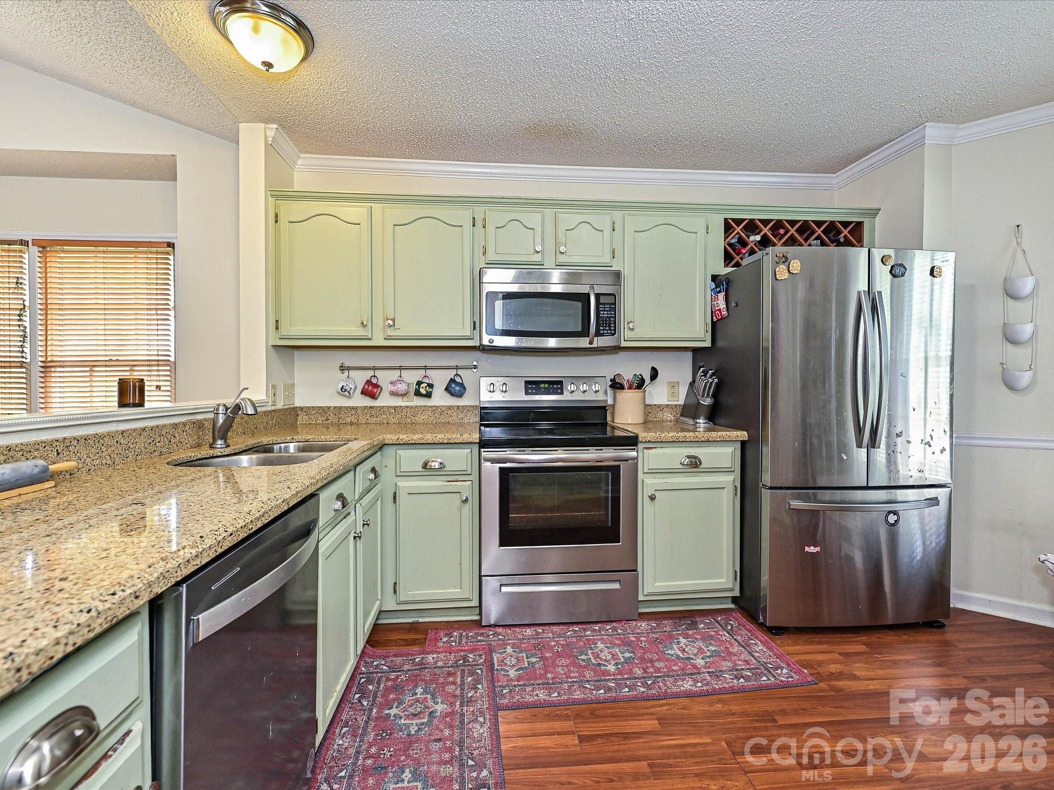 7813 Bridle Court — Charlotte