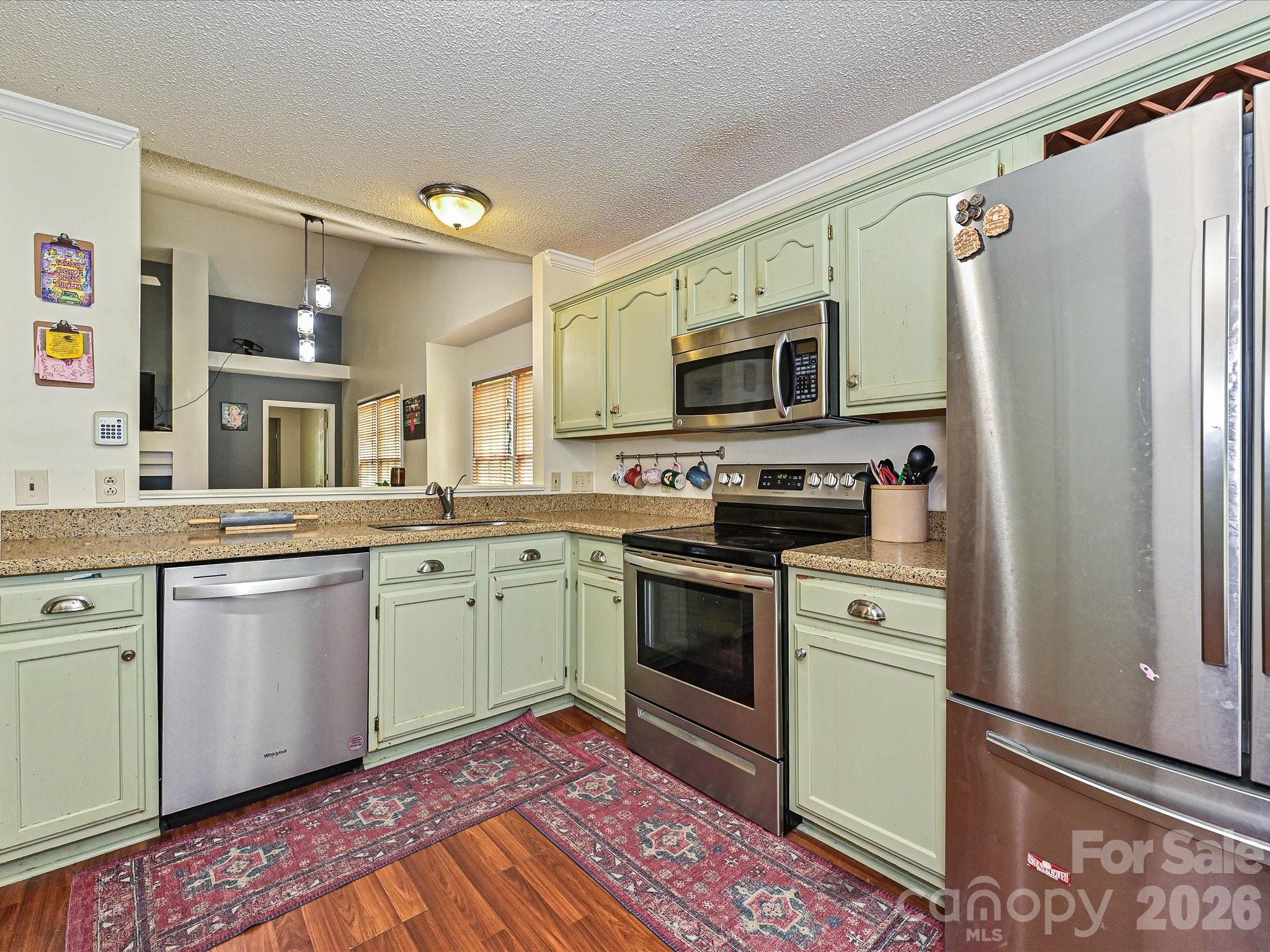 7813 Bridle Court — Charlotte