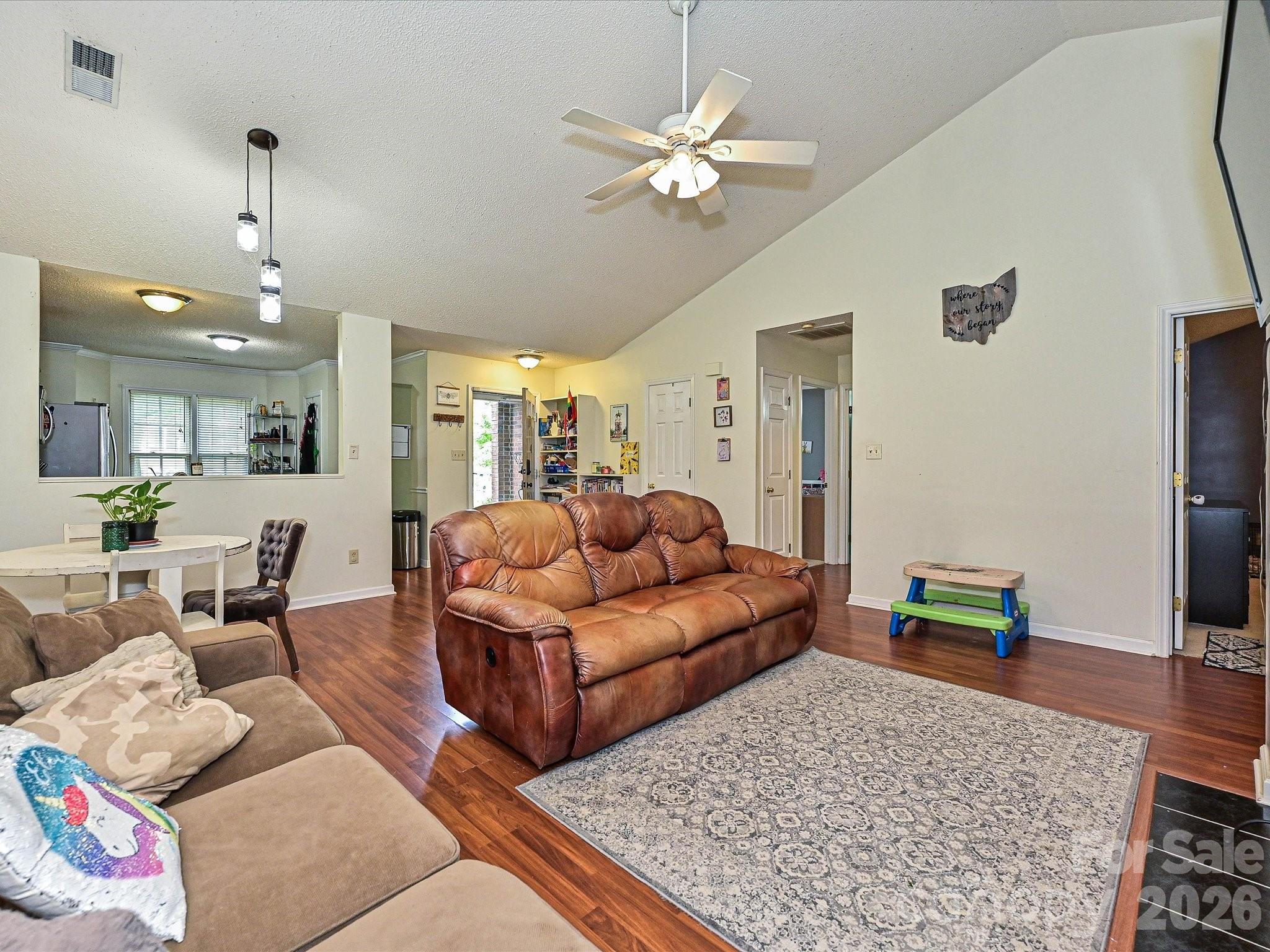 7813 Bridle Court — Charlotte