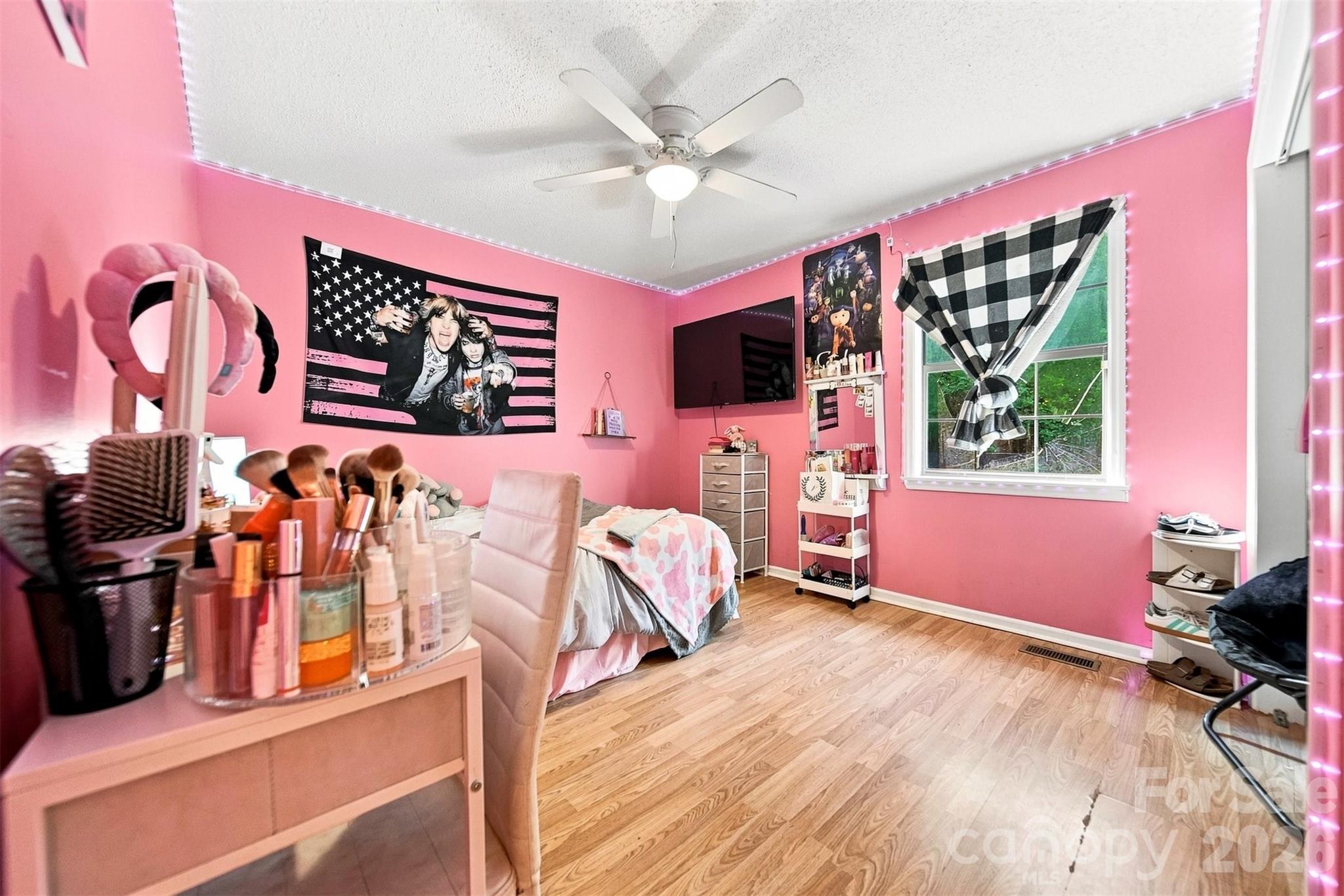 2075 South Fork Drive — Morganton