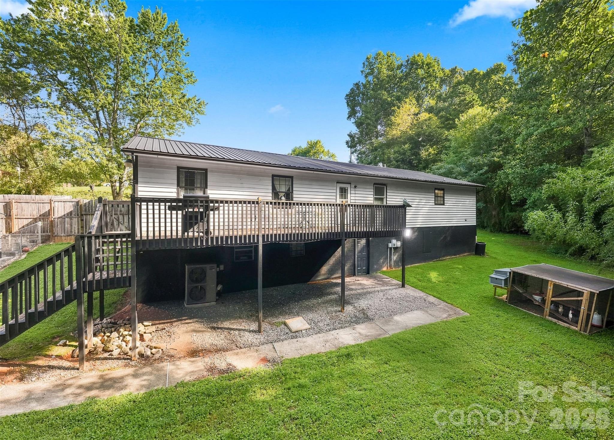 2075 South Fork Drive — Morganton
