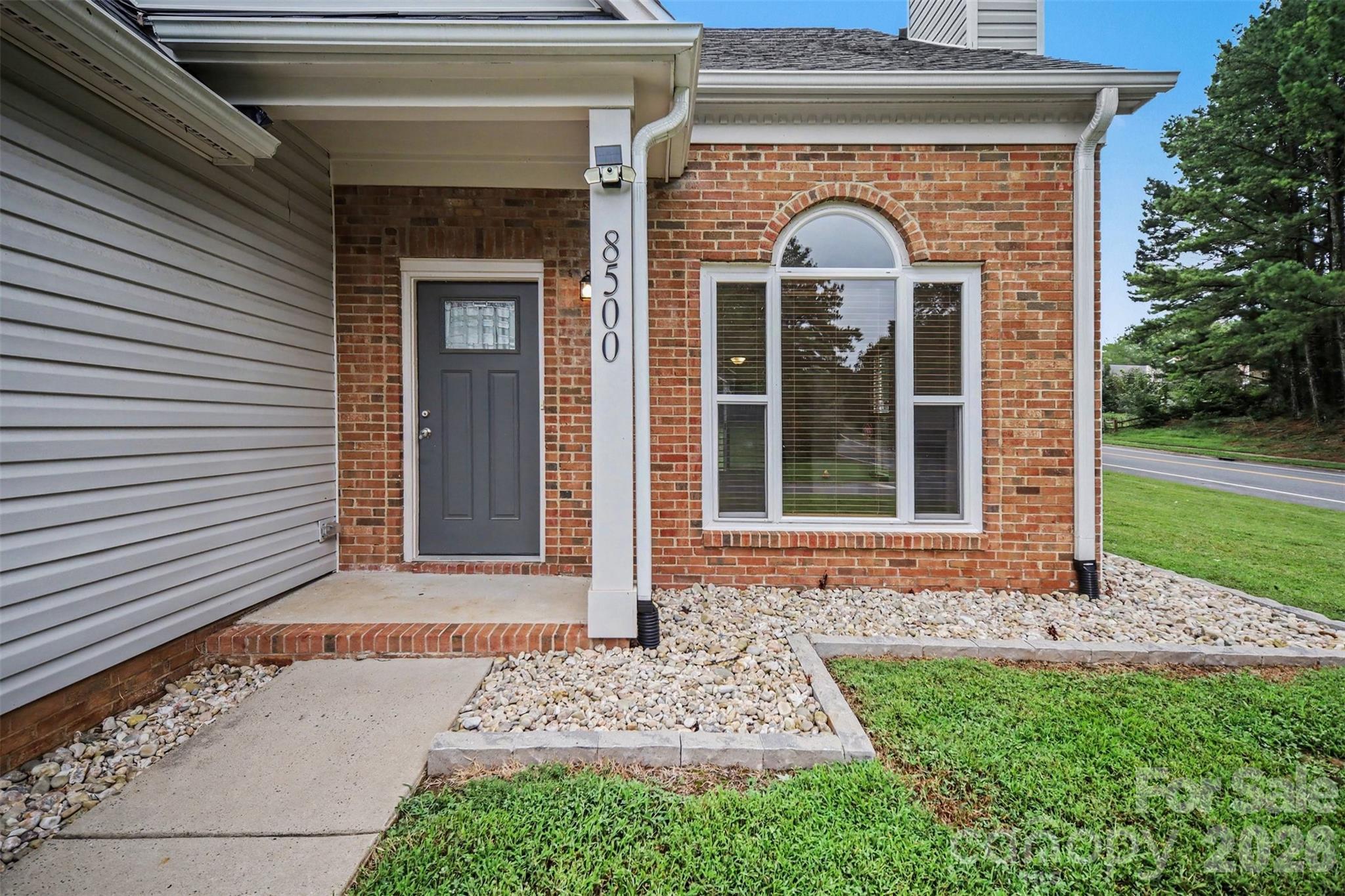 8500 Woodhill Manor Court — Charlotte