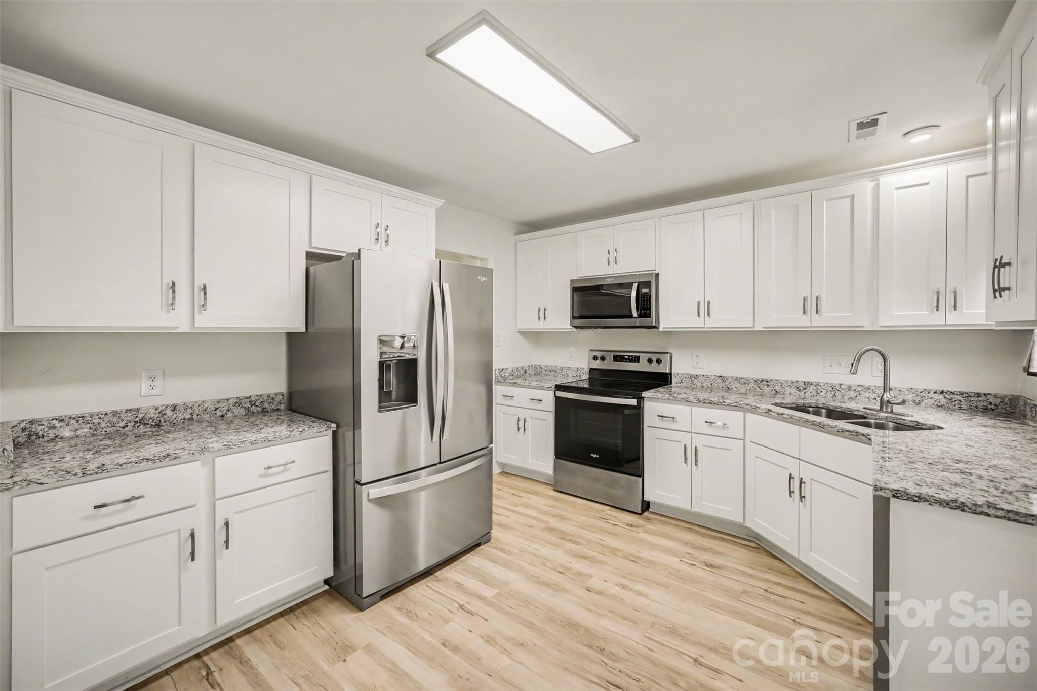 8500 Woodhill Manor Court — Charlotte