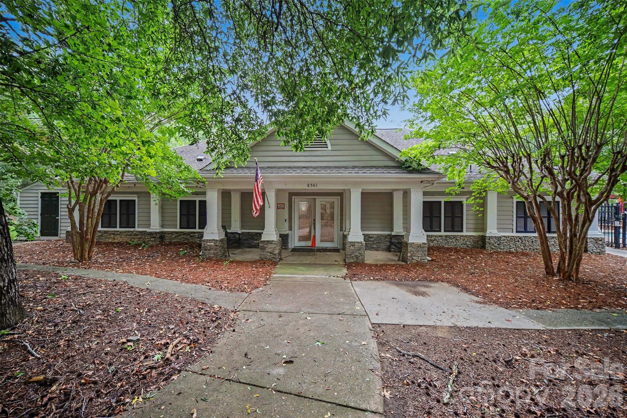 8500 Woodhill Manor Court — Charlotte