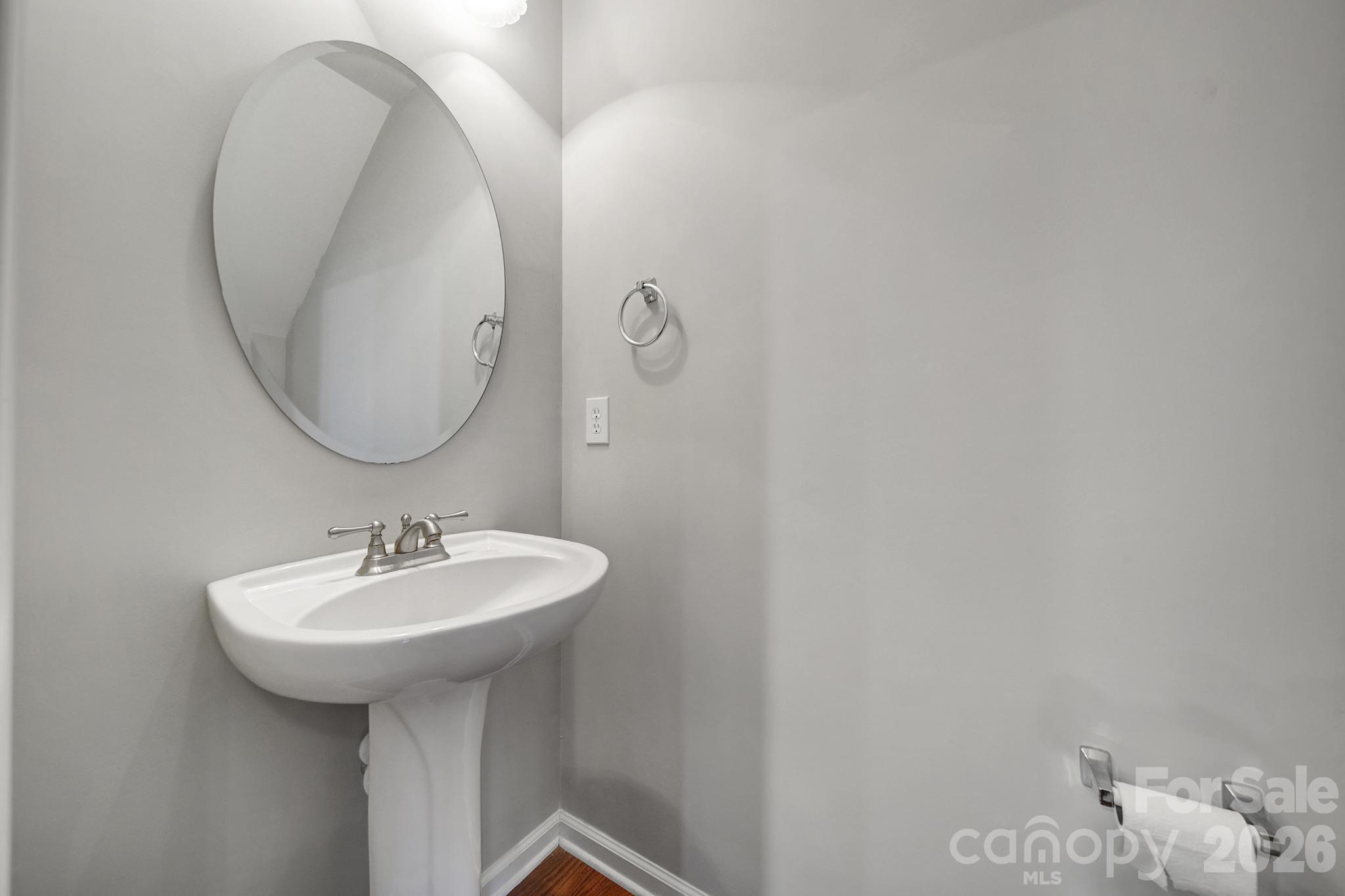1168 Drummond Lane — Matthews